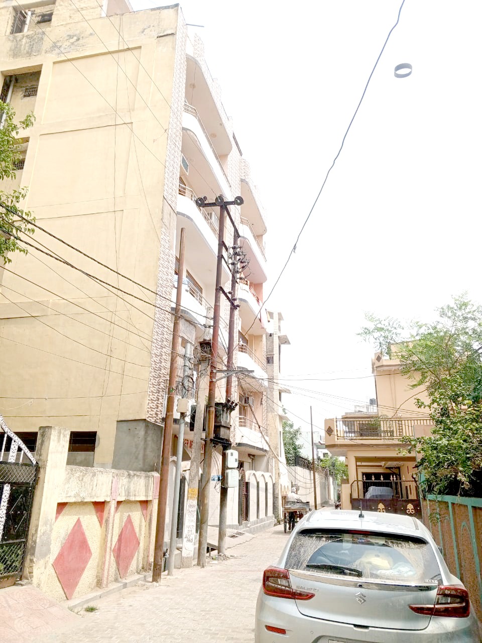 Flat for sale in Aligarh — photo 5