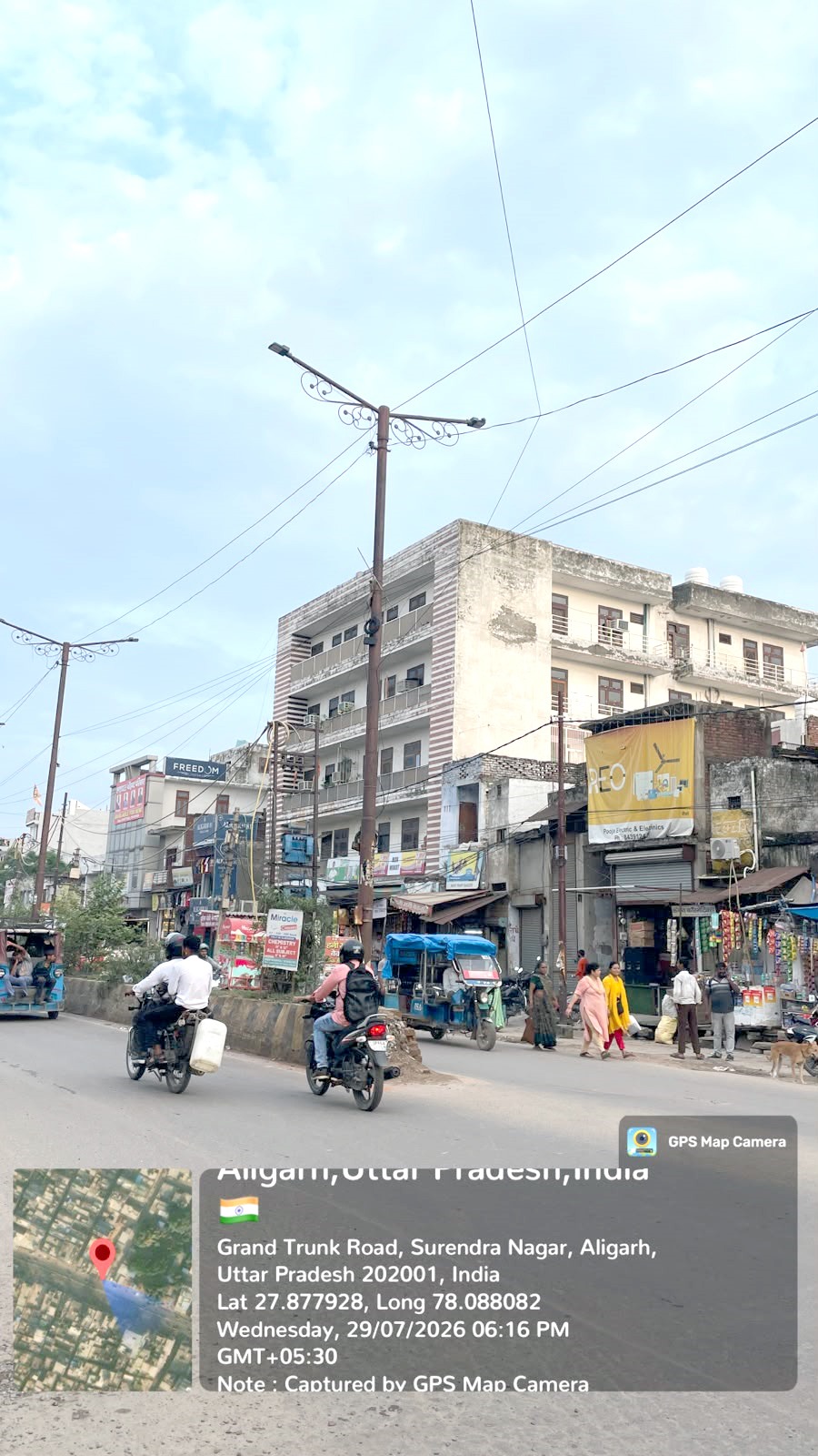 3 BHK Flat for sale in Kartik Homes, Flat No. C-4, at 3rd Floor Kartik Homes Naurangabad G.T. Road , Par & Tehsil Koil, District Aligarh Aligarh — photo 2