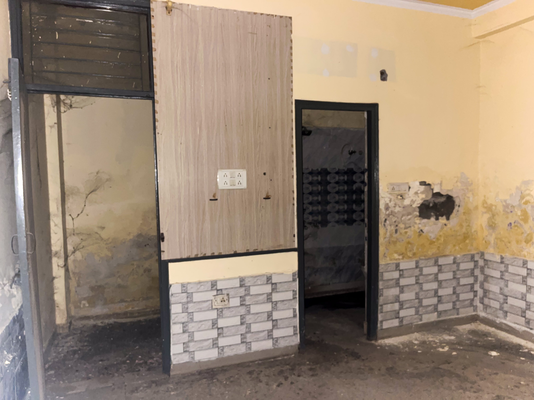 57 square meter Flat for sale in Ghaziabad — photo 2