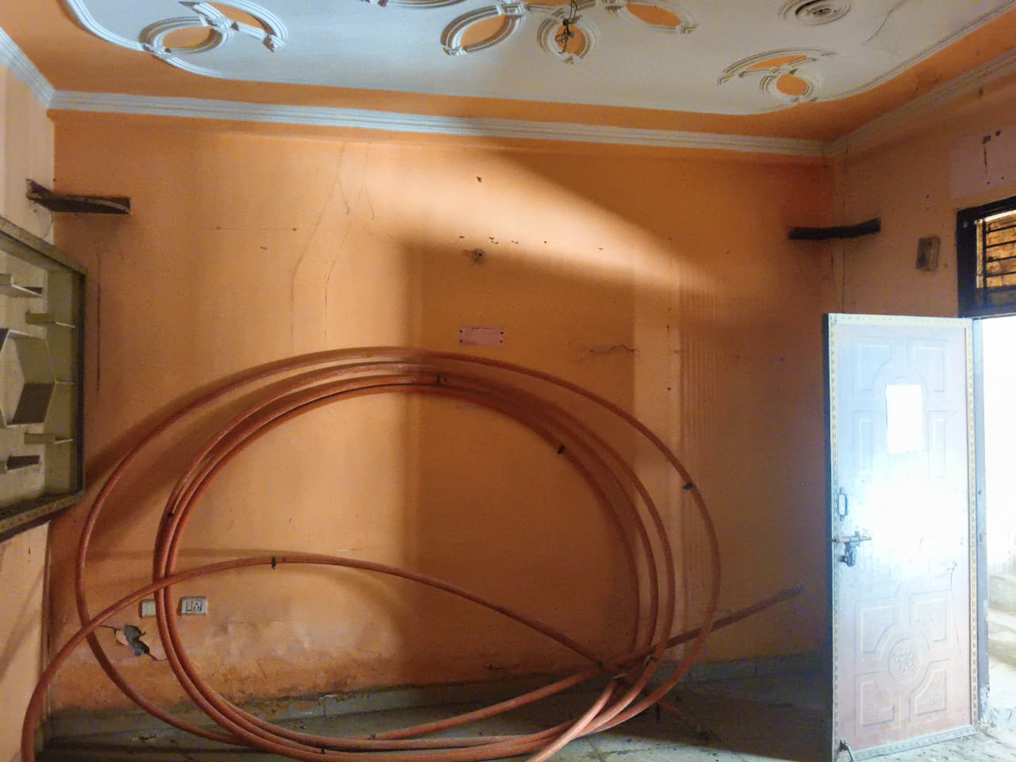 Flat for sale in Ghaziabad — photo 1