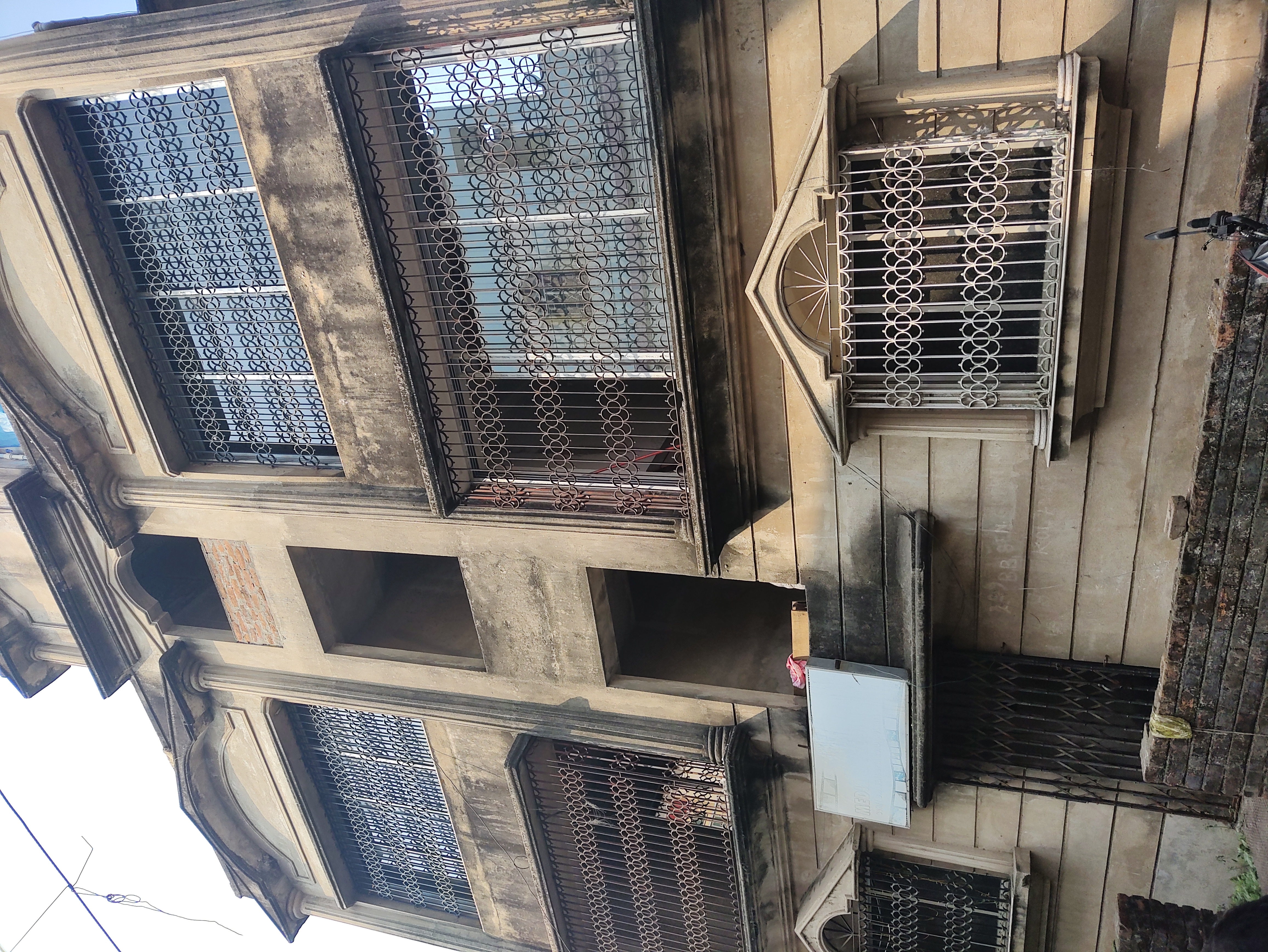 1200 square feet Flat for sale in BEHALA CHOWRASTA Kolkata — photo 1