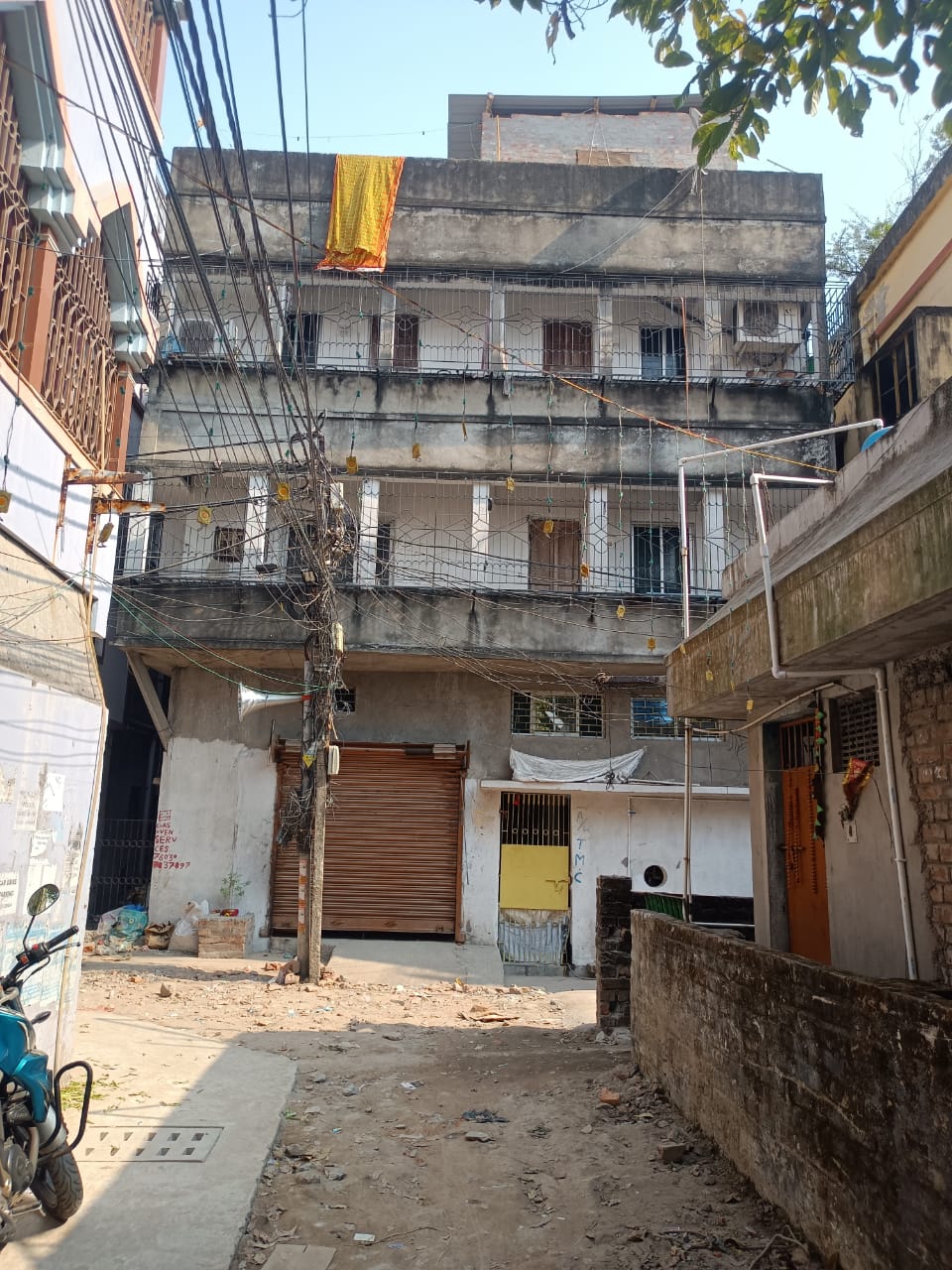 Flat for sale in Lane Beside Chinar Park Aminia Restaurant Bus Stop Chinar Park New Town — photo 8