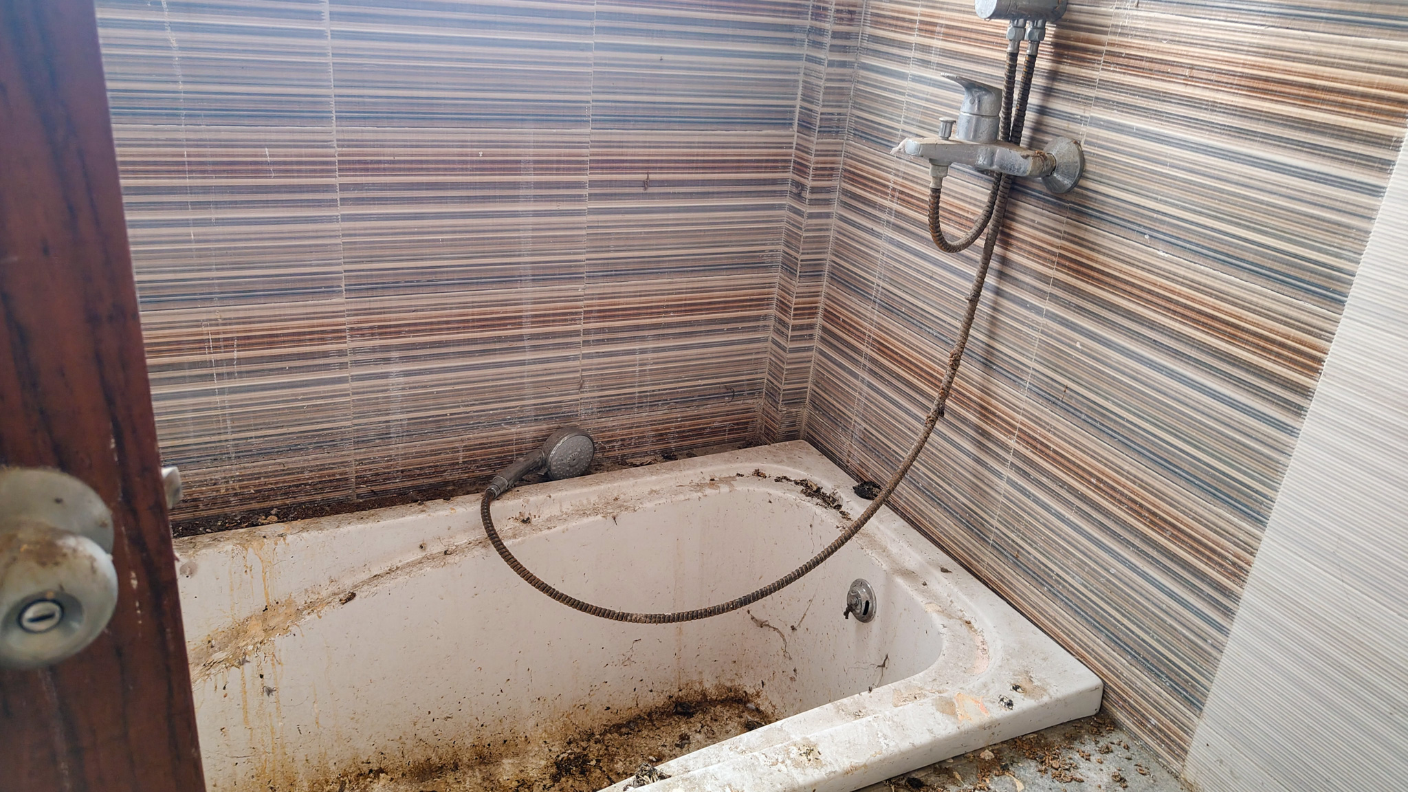 2046 square feet Flat for sale in Chandapur Champagachhi — photo 4