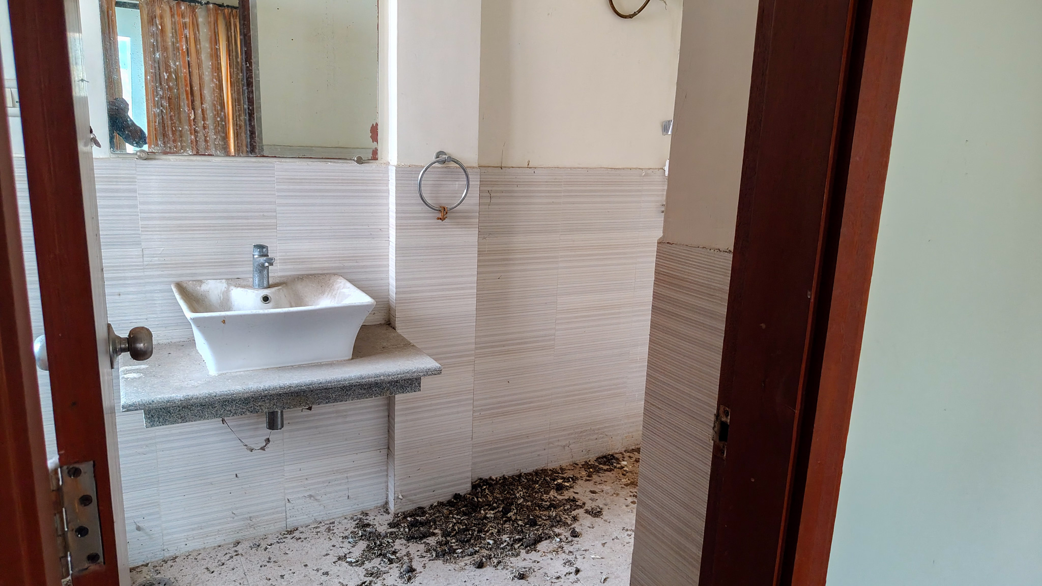 2046 square feet Flat for sale in Chandapur Champagachhi — photo 8