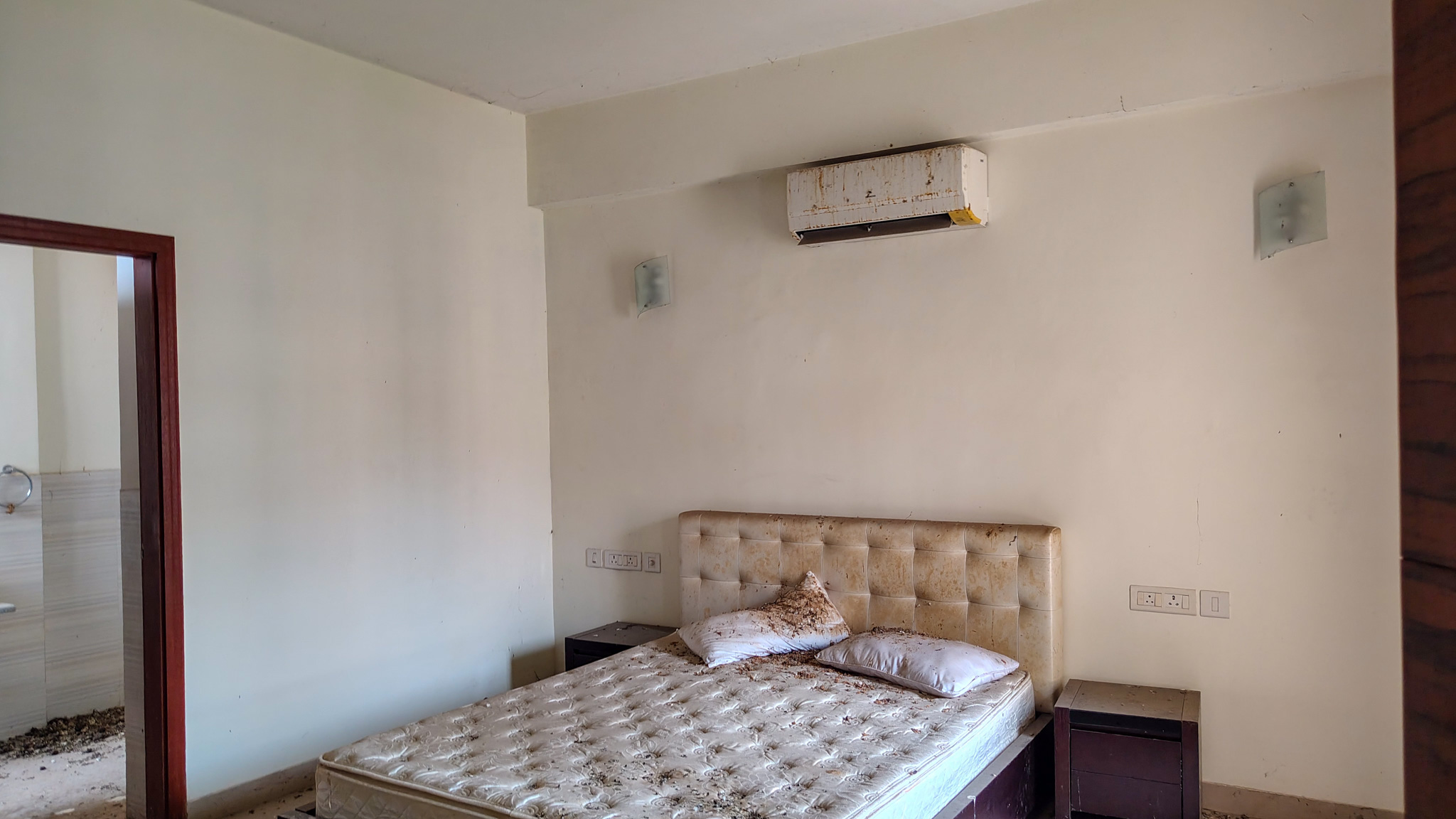 2046 square feet Flat for sale in Chandapur Champagachhi — photo 9