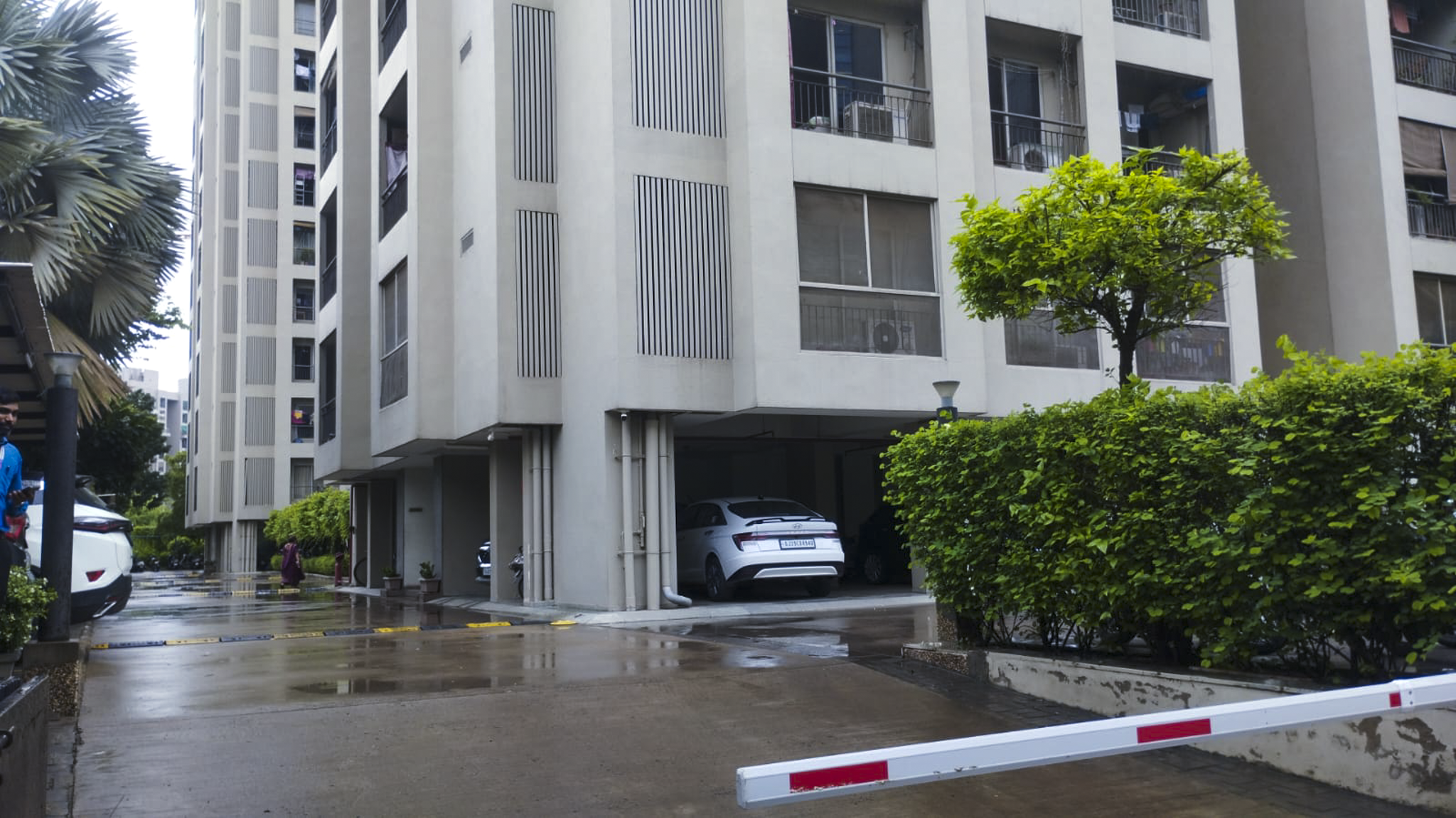 3 BHK Flat for sale in Orchid Wood, Makarba Ahmedabad — photo 1
