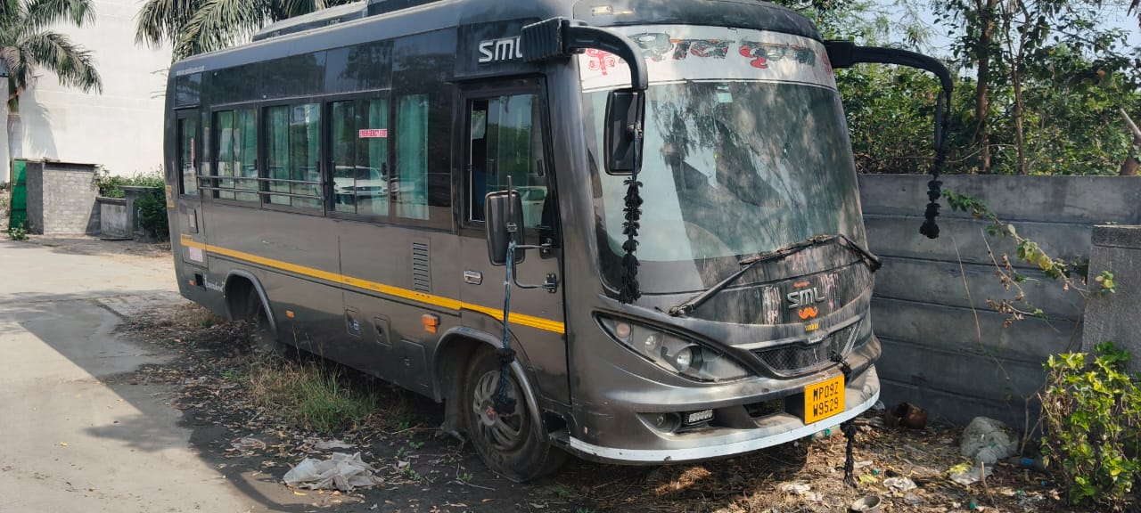 SML ISUZU SMLS7SDX Executive Bus for sale in Indore — photo 1