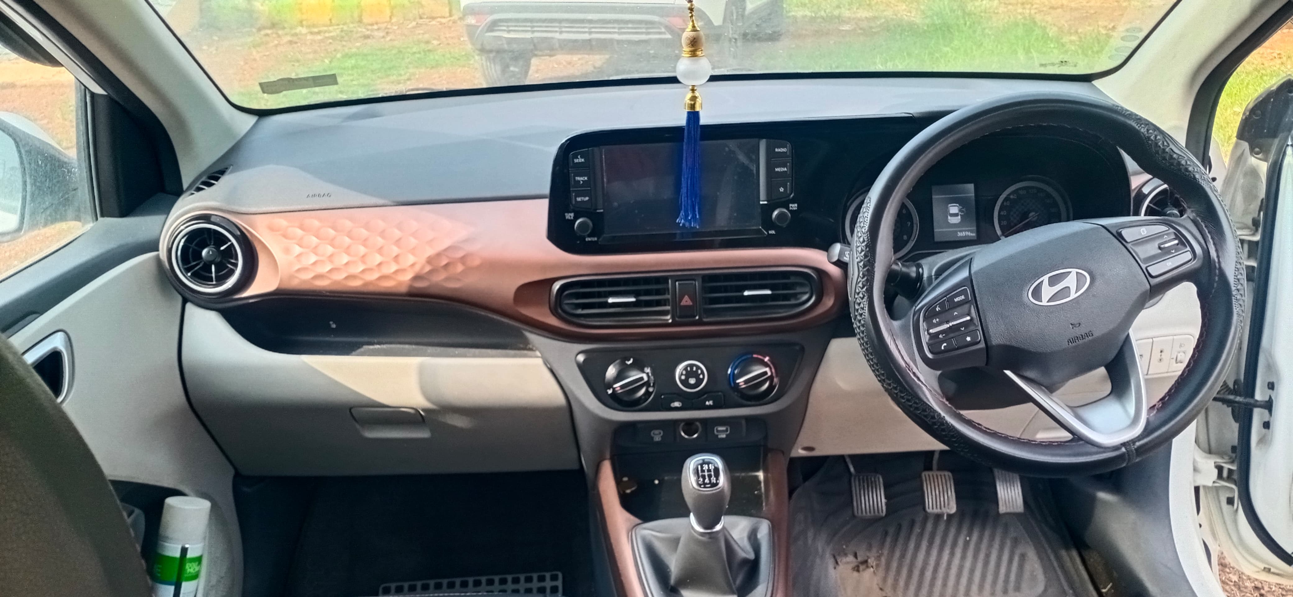 Vehicle Hyundai Aura CNG for sale in Kota Kota — photo 4