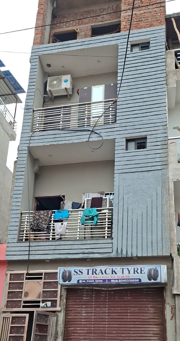 580 square feet Individual House for sale in Gwalior — photo 1