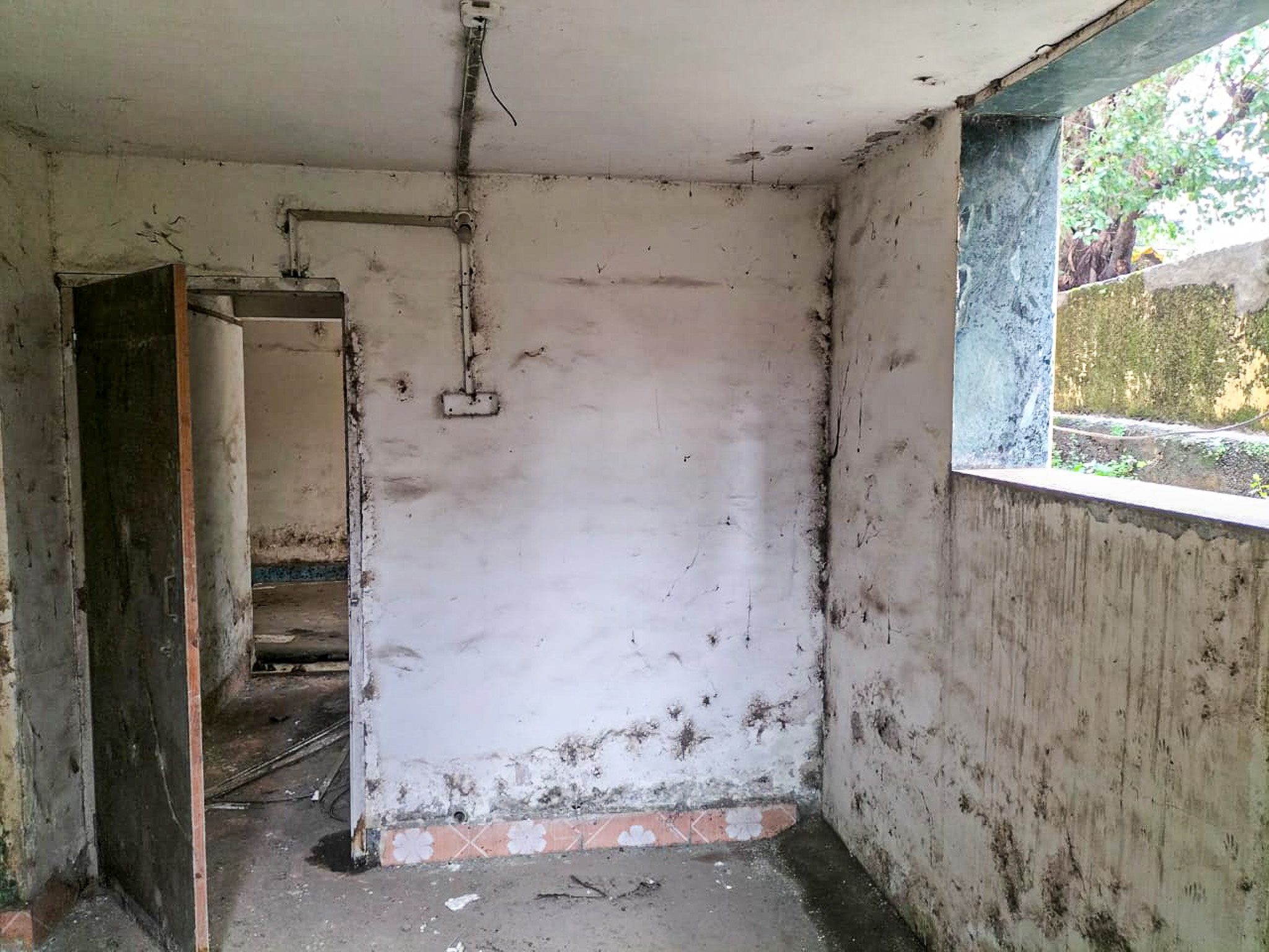 2 BHK Flat for sale in NEW RADHE KRISHNA CHSL, HANUMAN NAGAR Kharbav — photo 4