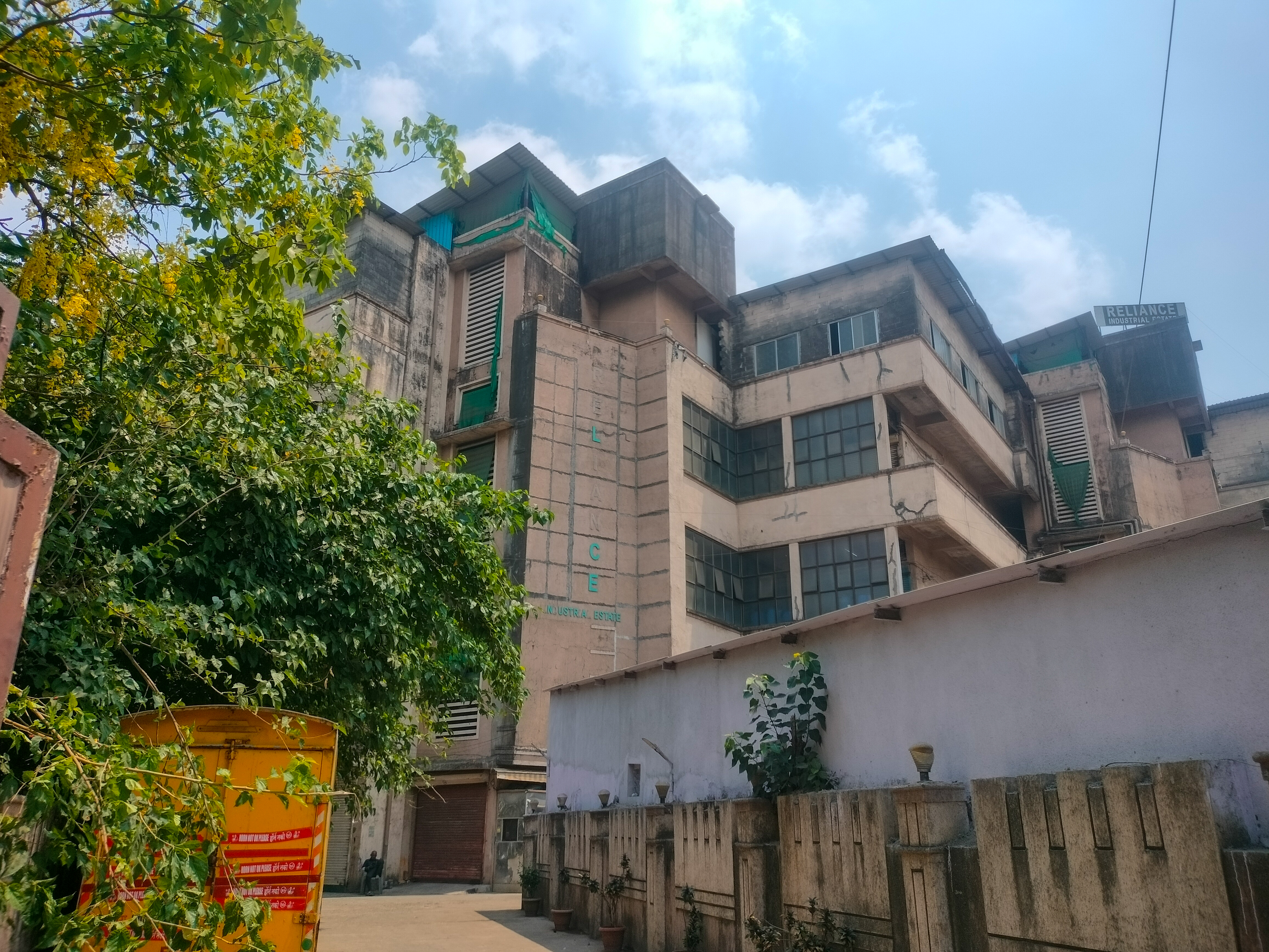 851 square feet Shops for sale in Ulhasnagar — photo 3