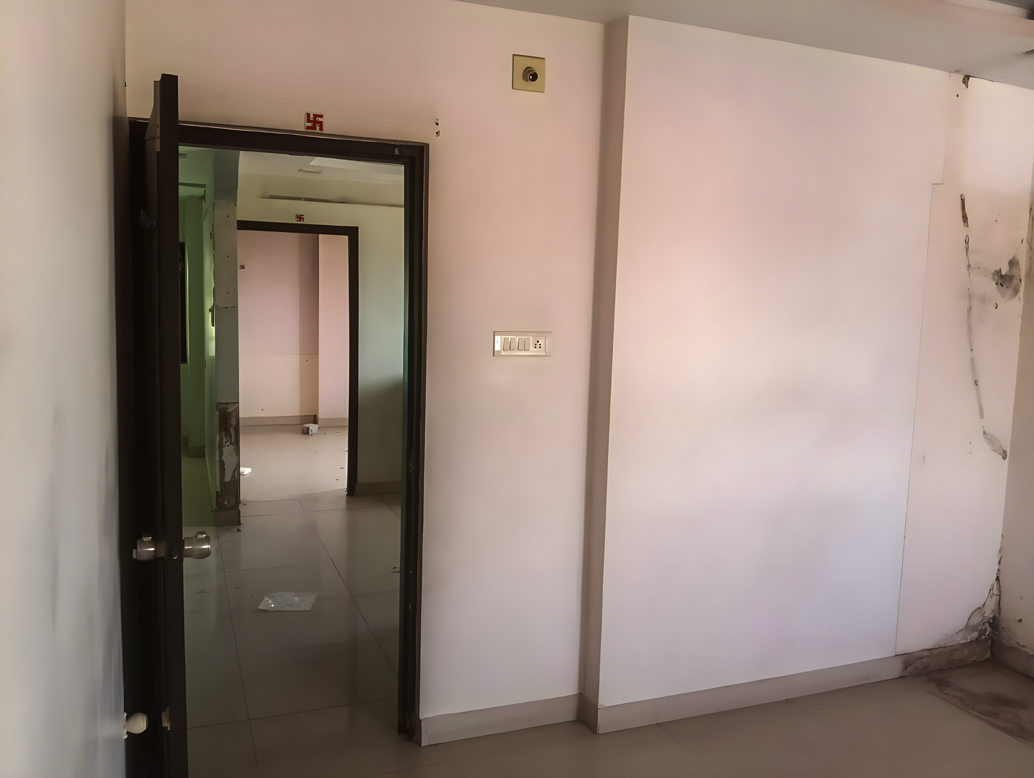 1675 square feet Flat for sale in Vadodara — photo 14