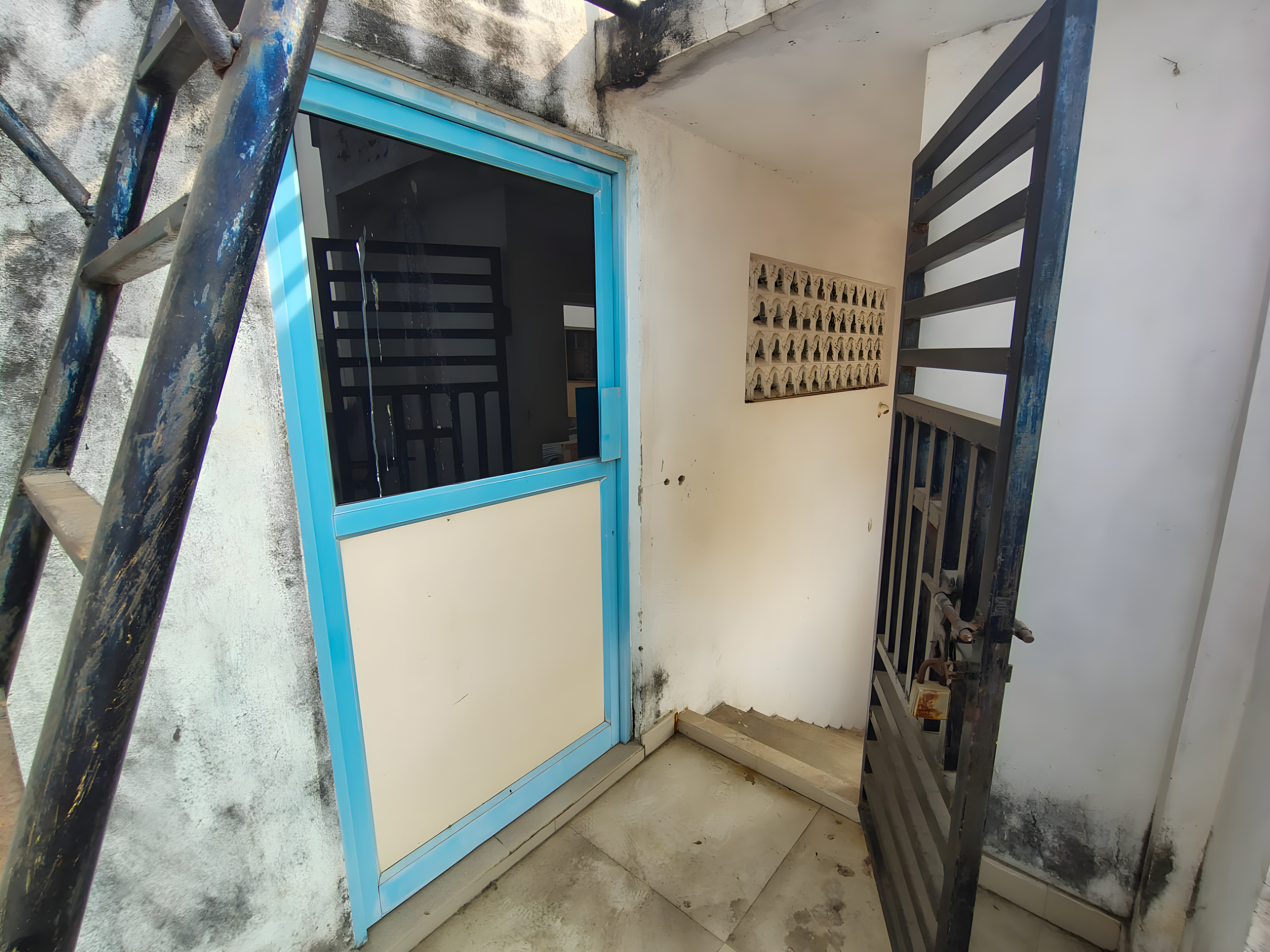 3 BHK Individual House for sale in RCC BUILDING, YANAMALAKUDURU Vijayawada — photo 11