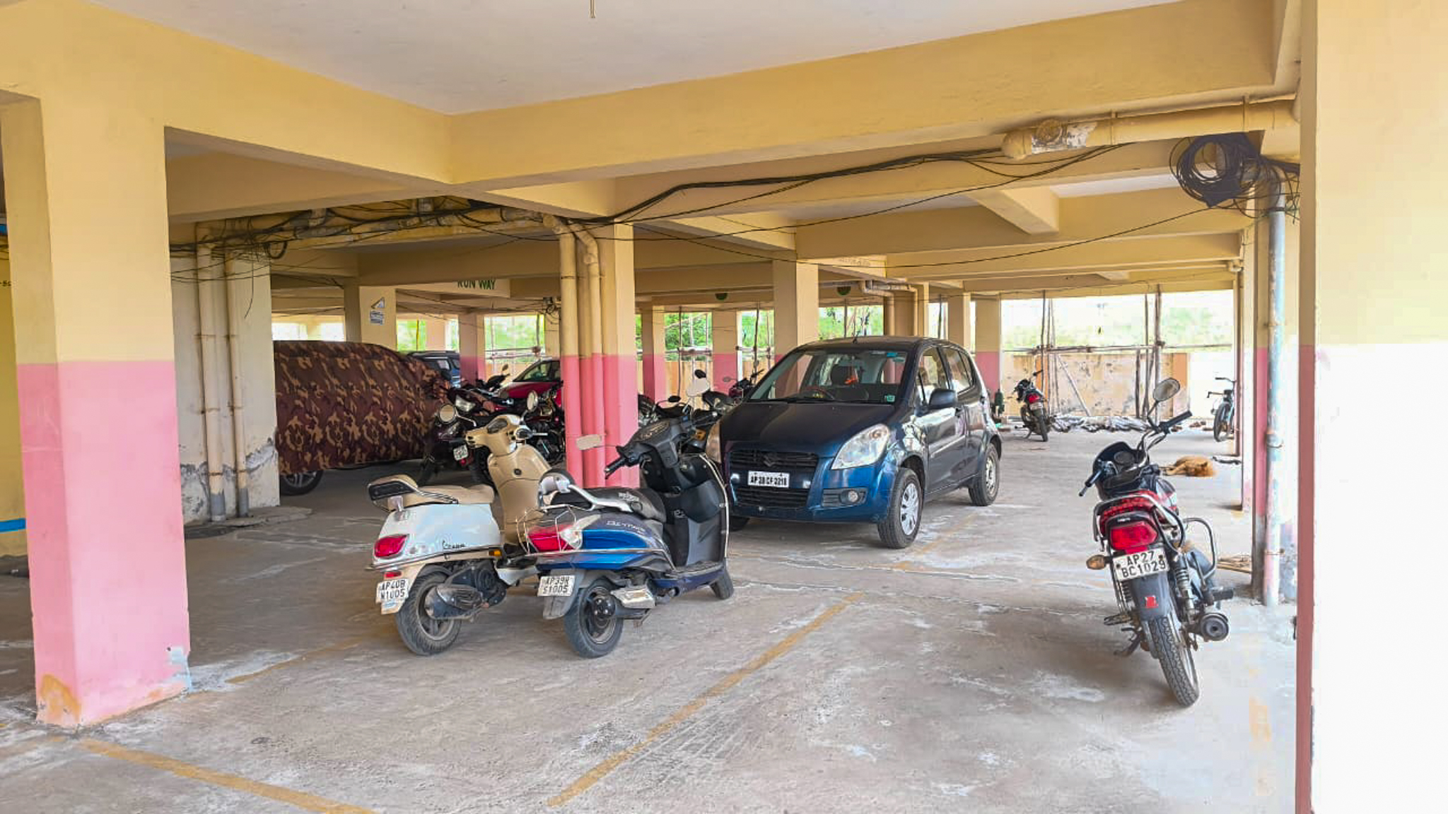 770 square feet Flat for sale in SRI SURYA HOMES, MANGAMURU ROAD AREA, Near Marri chettu , Ongole Municapla Corporation, On Ongole — photo 2