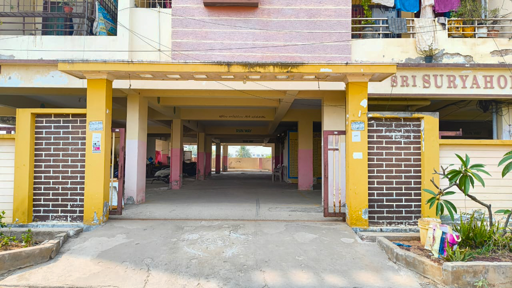 770 square feet Flat for sale in SRI SURYA HOMES, MANGAMURU ROAD AREA, Near Marri chettu , Ongole Municapla Corporation, On Ongole — photo 4