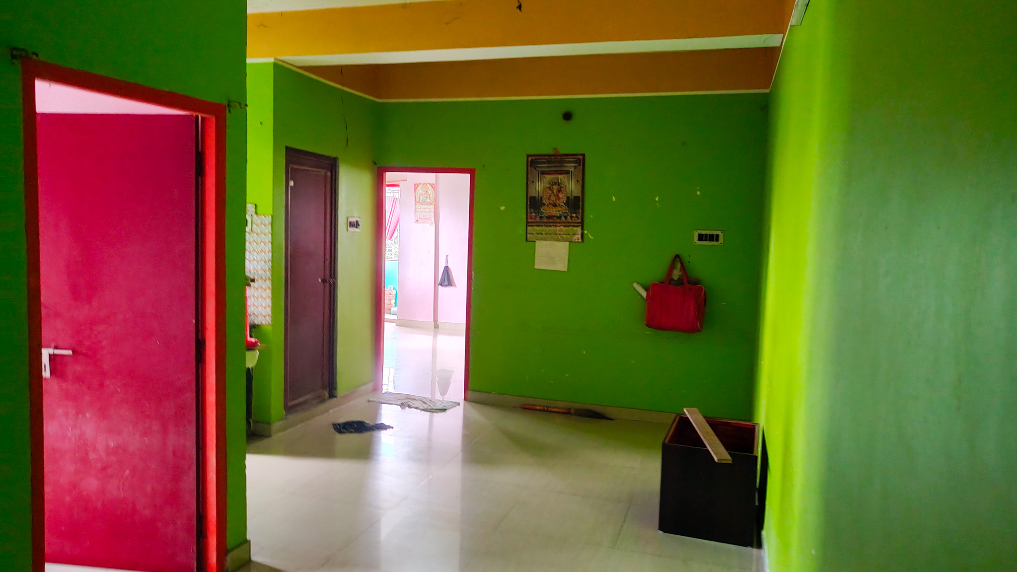 770 square feet Flat for sale in Kolkata — photo 1