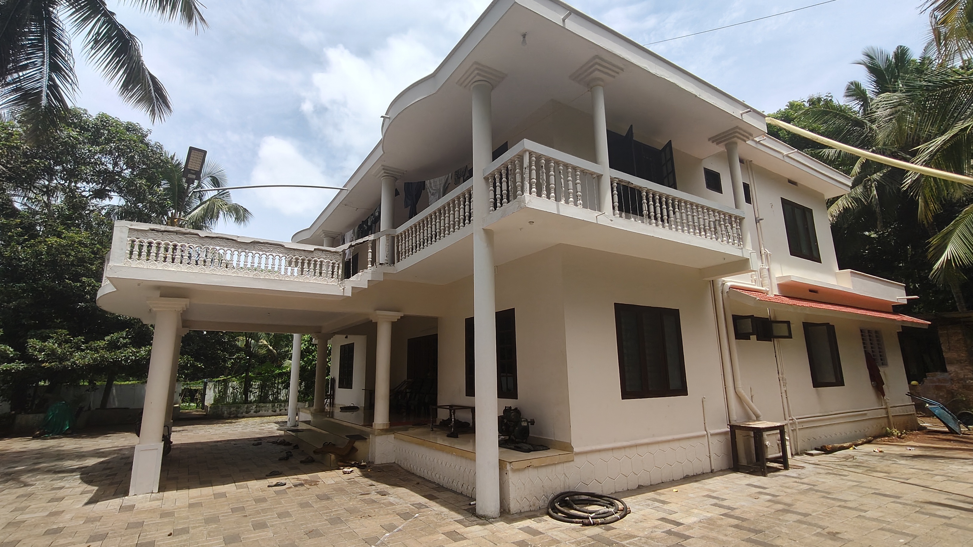 2300 square feet Individual House for sale in Chengala — photo 1