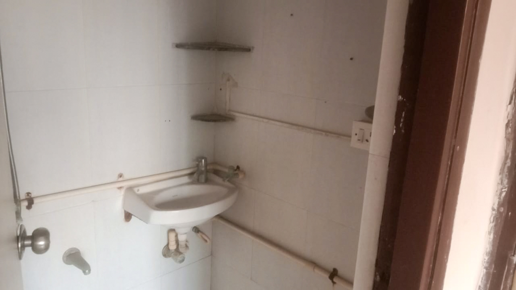 1 BHK Flat for sale in Unnati Green, Kasarvadavali Thane — photo 5