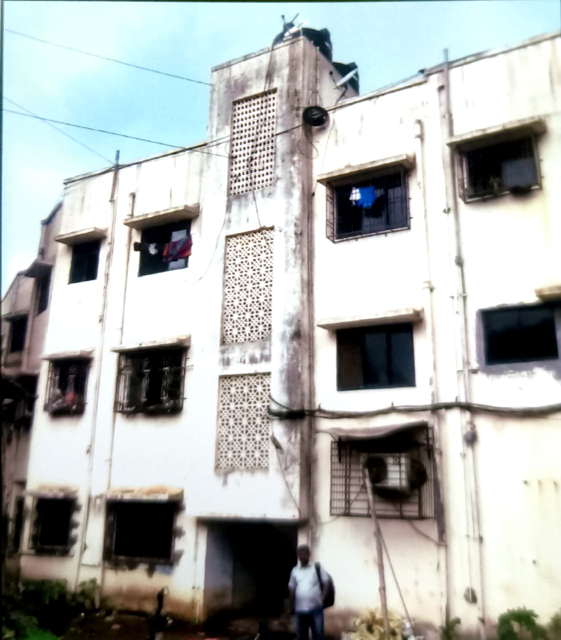 Flat for sale in Badlapur — photo 1