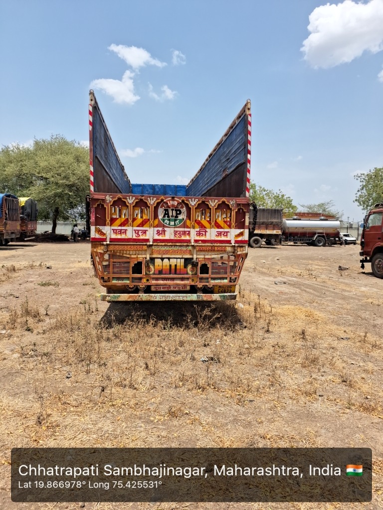 COMMERCIAL VEHICLE for sale in Chitegaon — photo 3