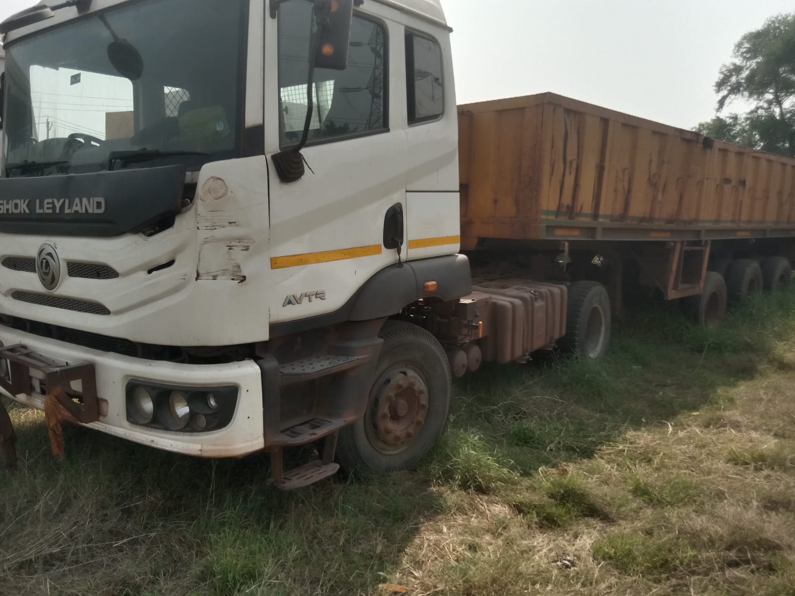 COMMERCIAL VEHICLE, TRUCK , ASHOK LEYLAND for sale in Gaurichak Fatwah — photo 2