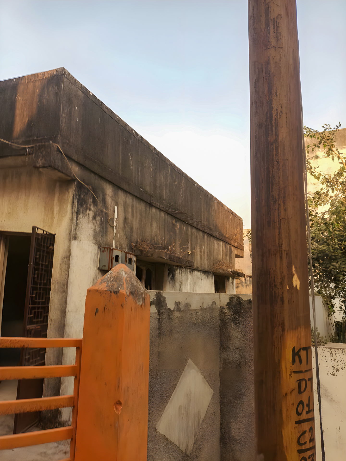 515 square feet Flat for sale in KOTYARK NAGAR CO OP HOUSING SOCIETY, NR. - SHASTRI BAUG ROAD, KASBA, VADODARA Vadodara — photo 1