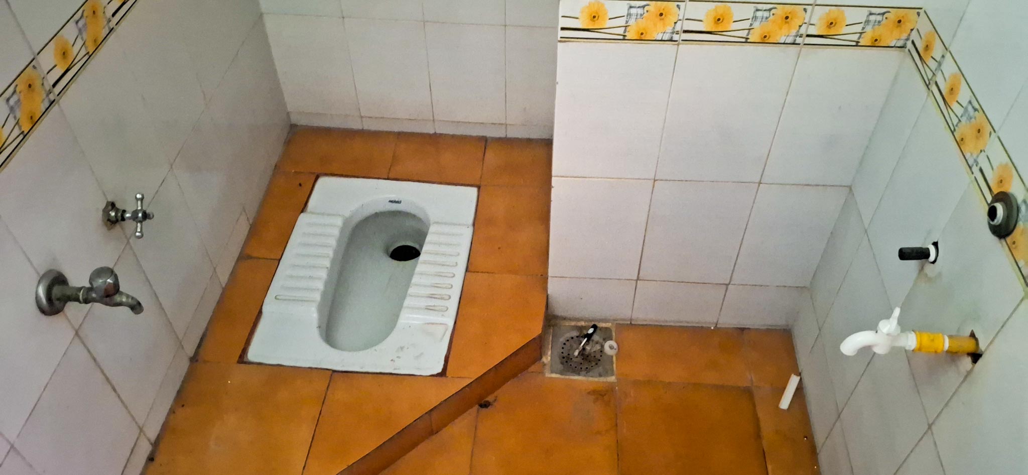 374 square feet Individual House for sale in VRAJDHAM SOCIETY, NEAR - OLD JAMBUVA JAKAT NAKA, JAMBUVA, VADODARA Vadodara — photo 13