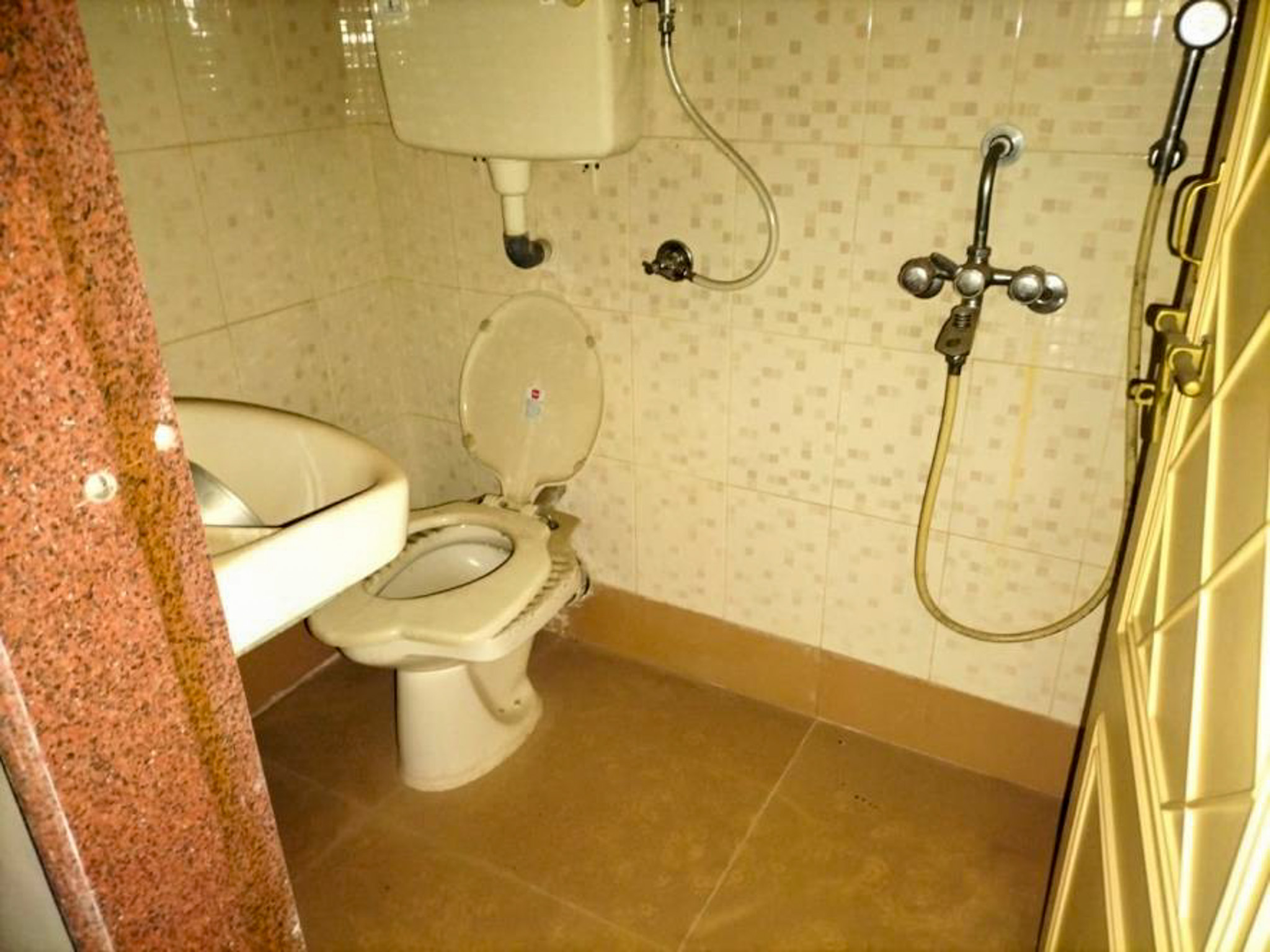 170 square meter Bungalow for sale in Bunglow name-Manzil-E-Maqsood, Lonavala Aamby Valley — photo 3