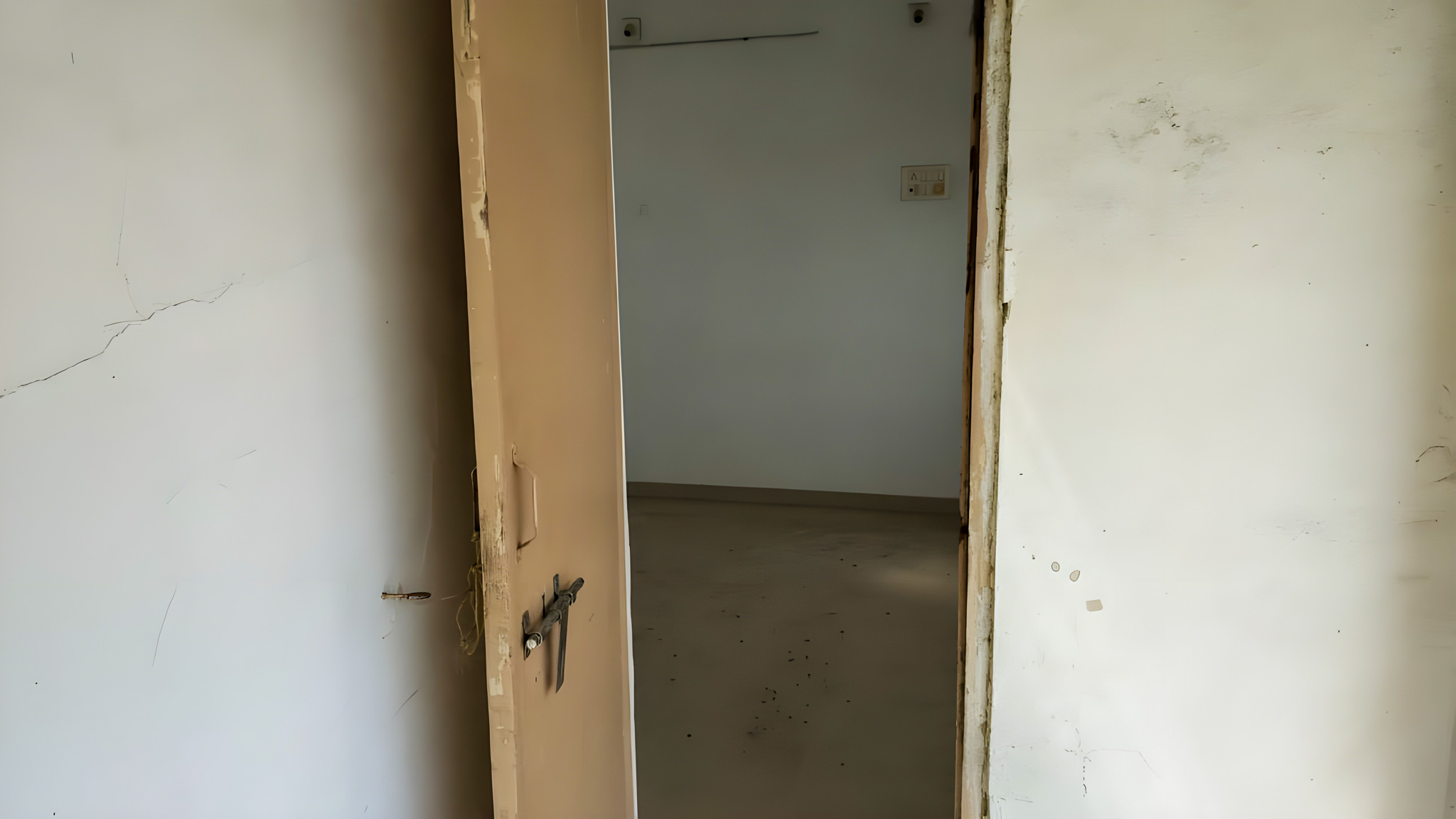 1176 square feet Flat for sale in Ichchhapor — photo 13