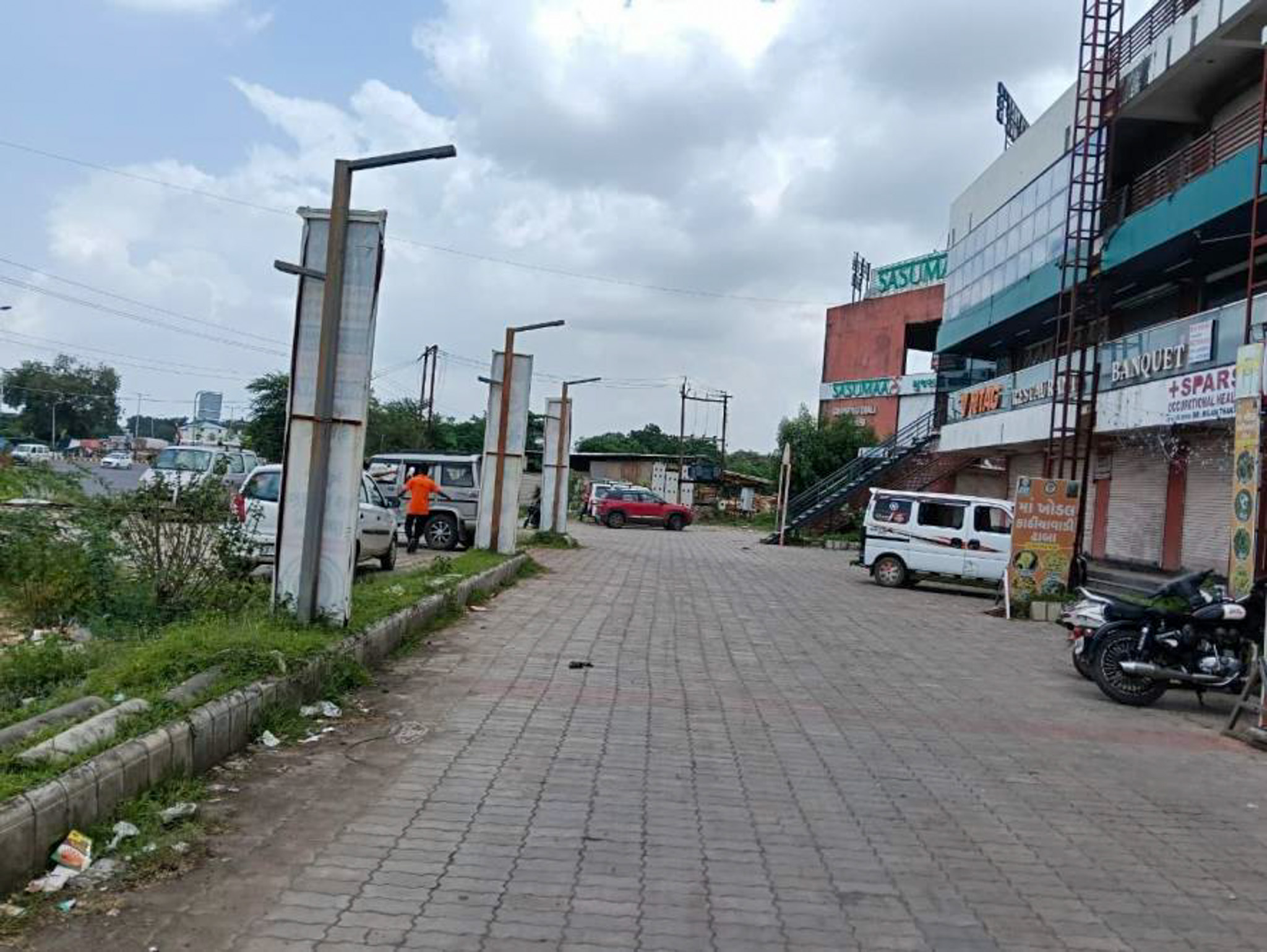 Shops for sale in GIDC Halol 2 — photo 2