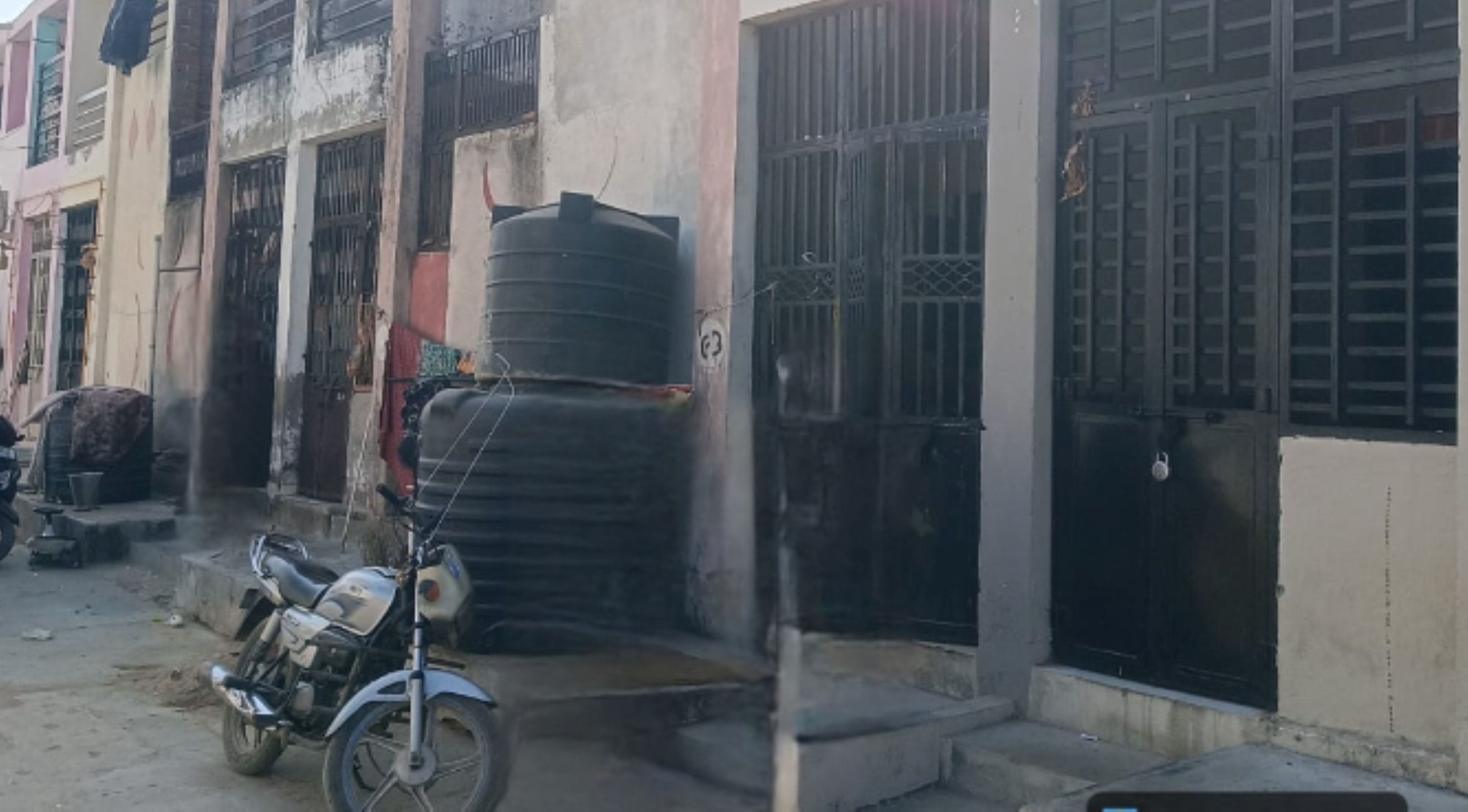 486 square feet Individual House for sale in Mahesana — photo 3