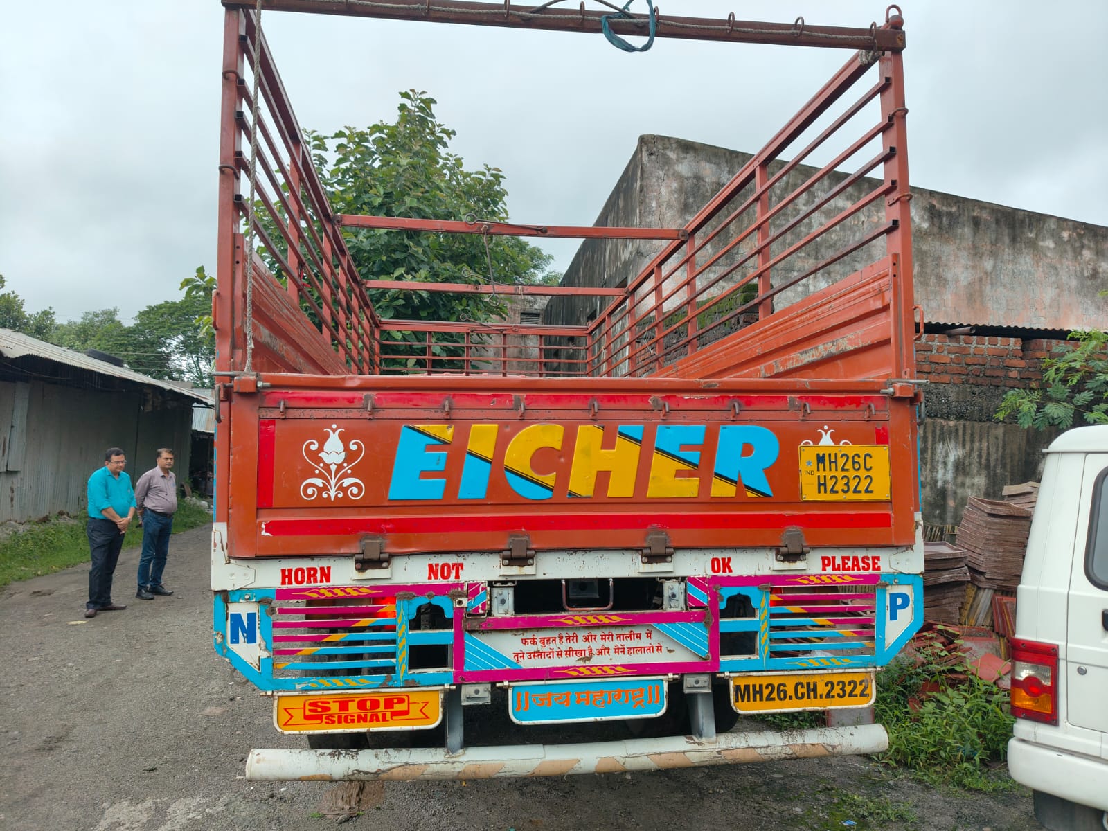 GOODS CARRIER TRUCK for sale in Nanded — photo 1