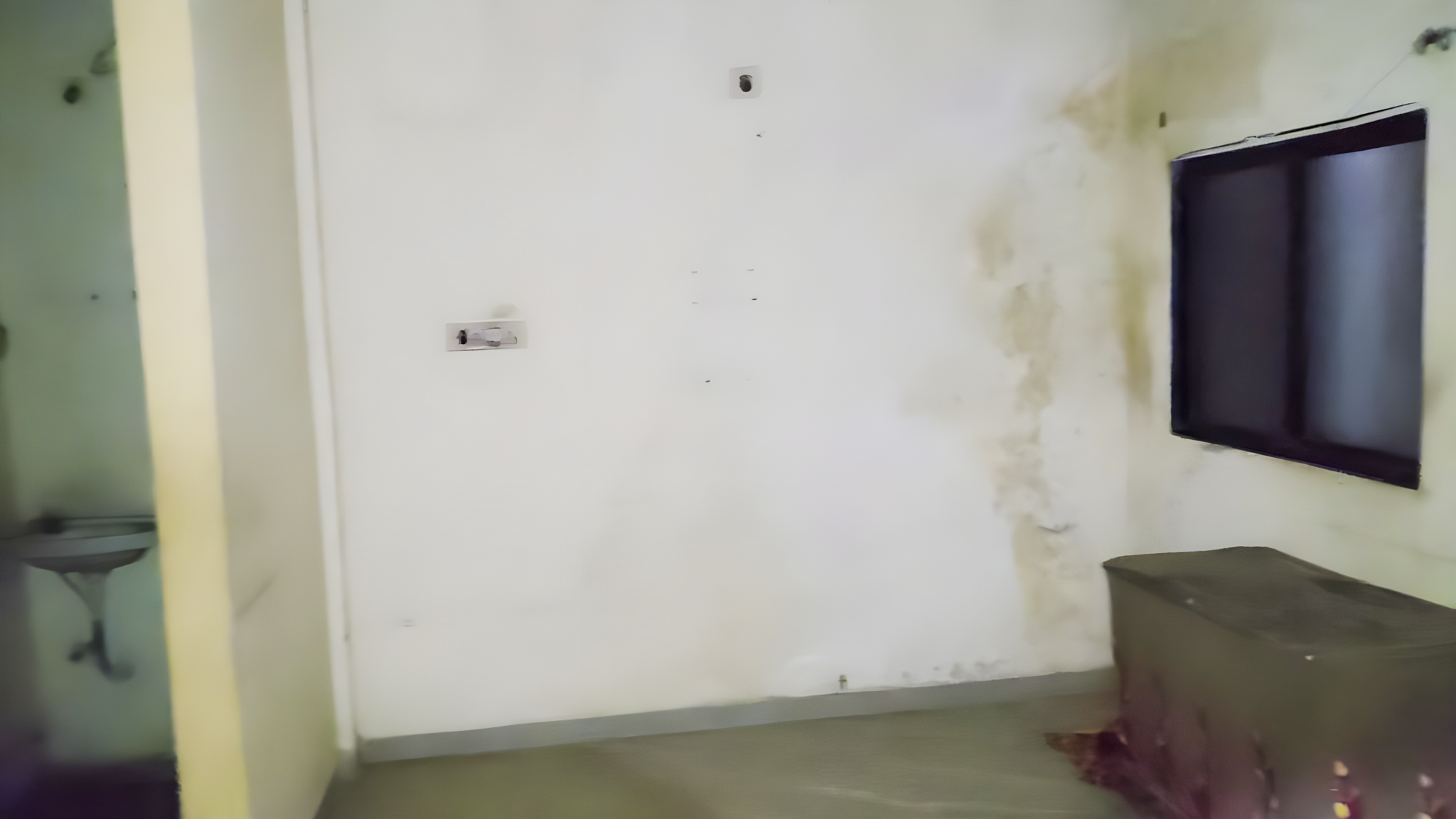 Flat for sale in Surat — photo 1