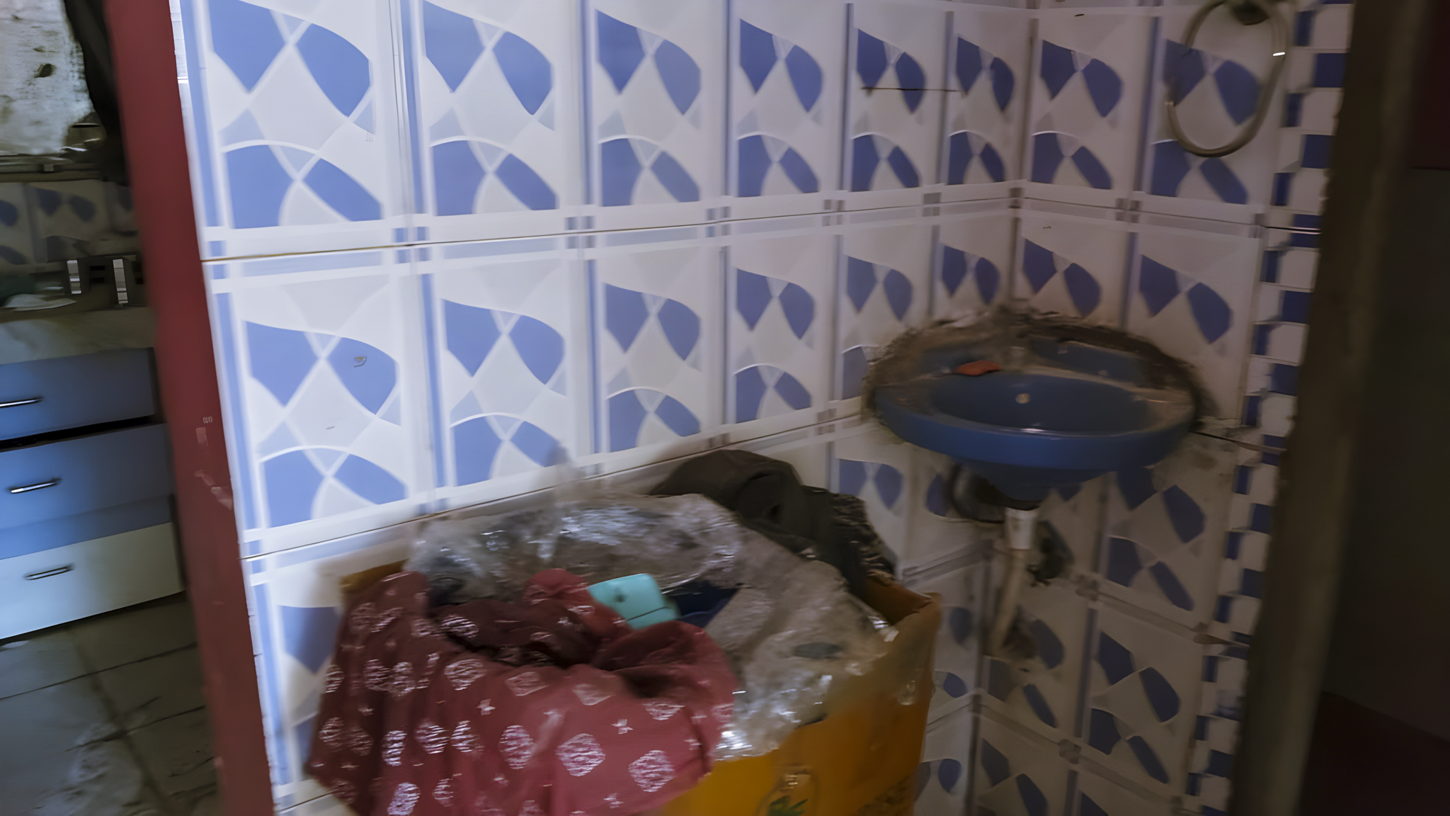 94.89 square meter Flat for sale in Surat — photo 9