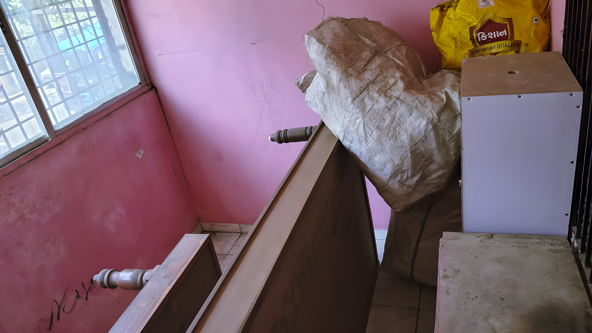 94.89 square meter Flat for sale in Surat — photo 8