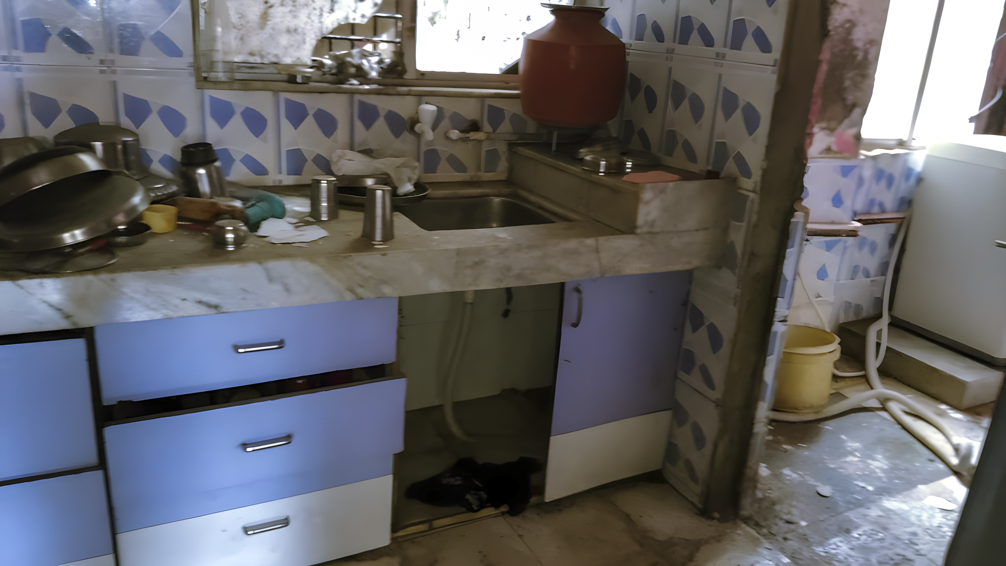 94.89 square meter Flat for sale in Surat — photo 16