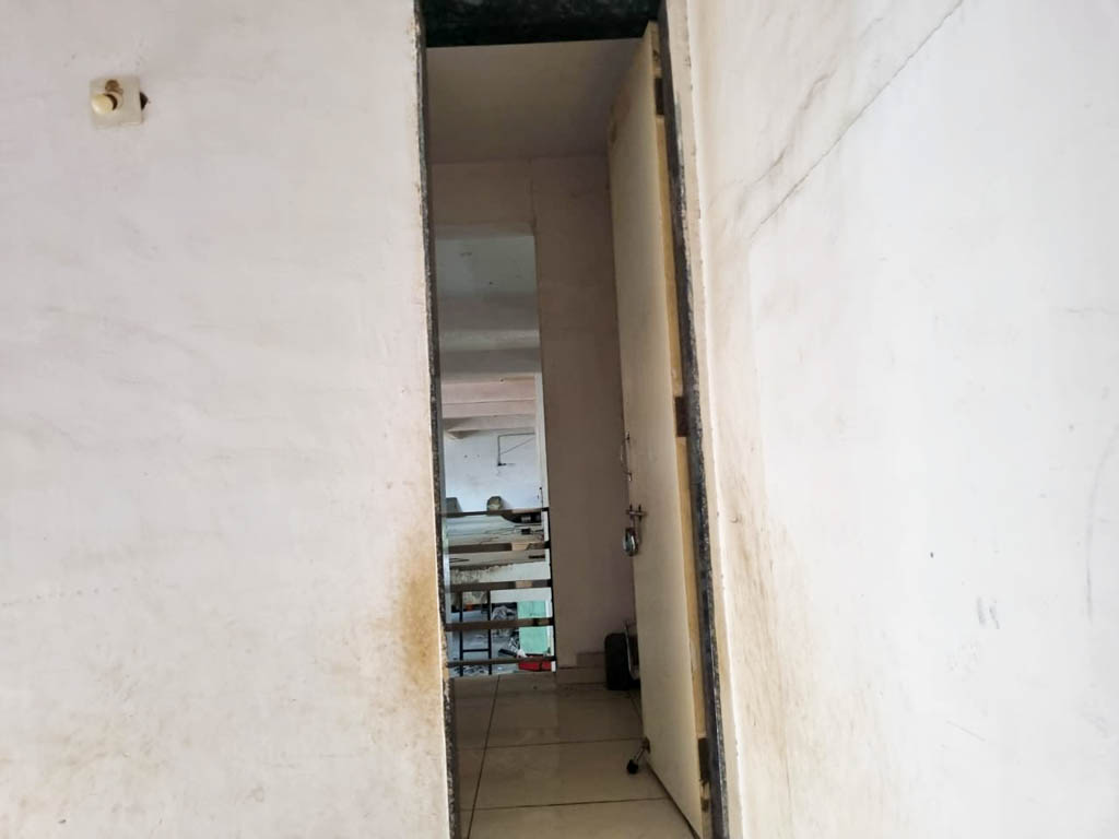 Industrial Plot with Factory Building for sale in Village: Ardoi, Tal.Kotda Sangani, Dist Rajkot Rajkot — photo 1