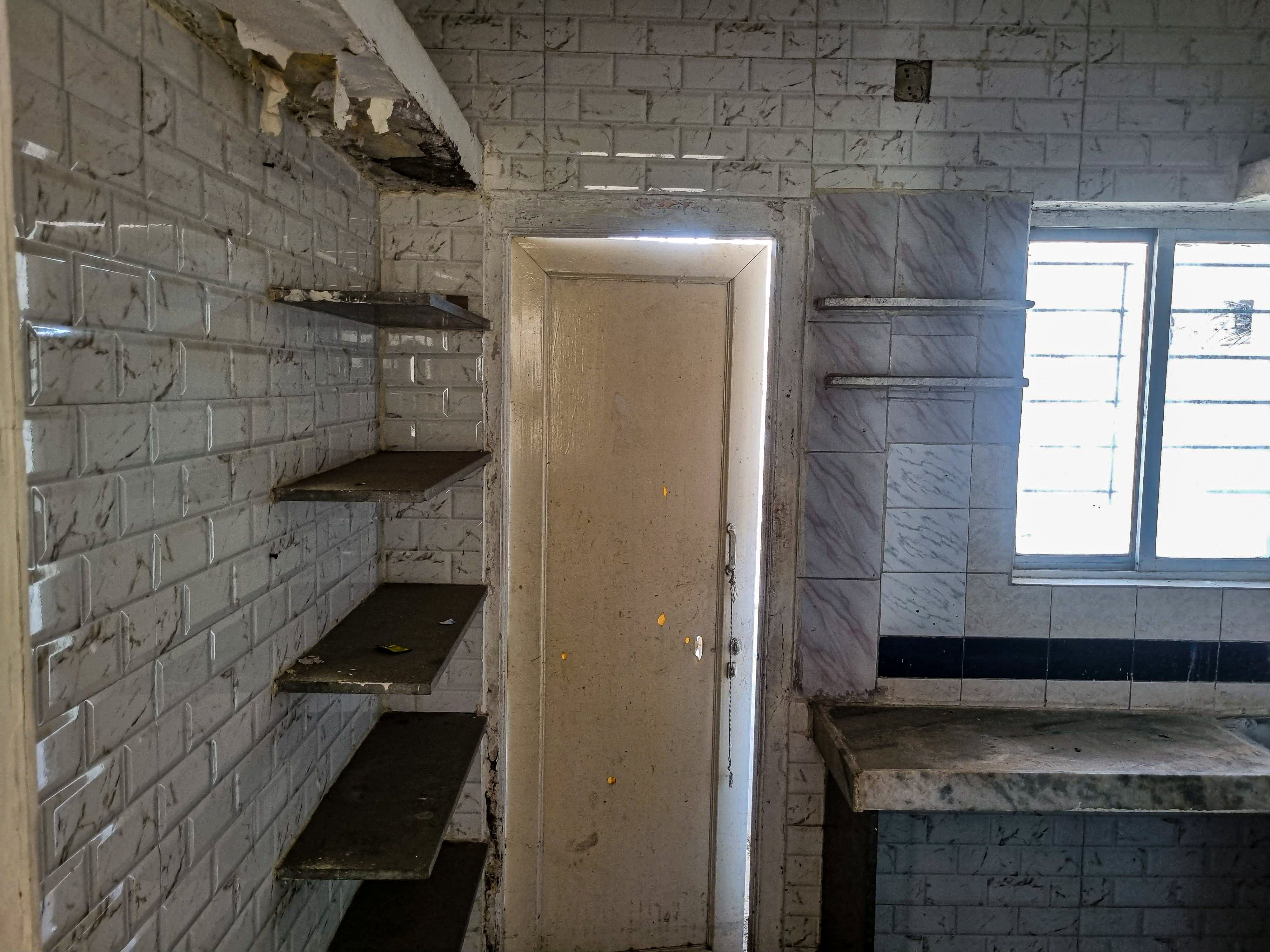 Flat for sale in Laxmiwadi Rajkot — photo 2