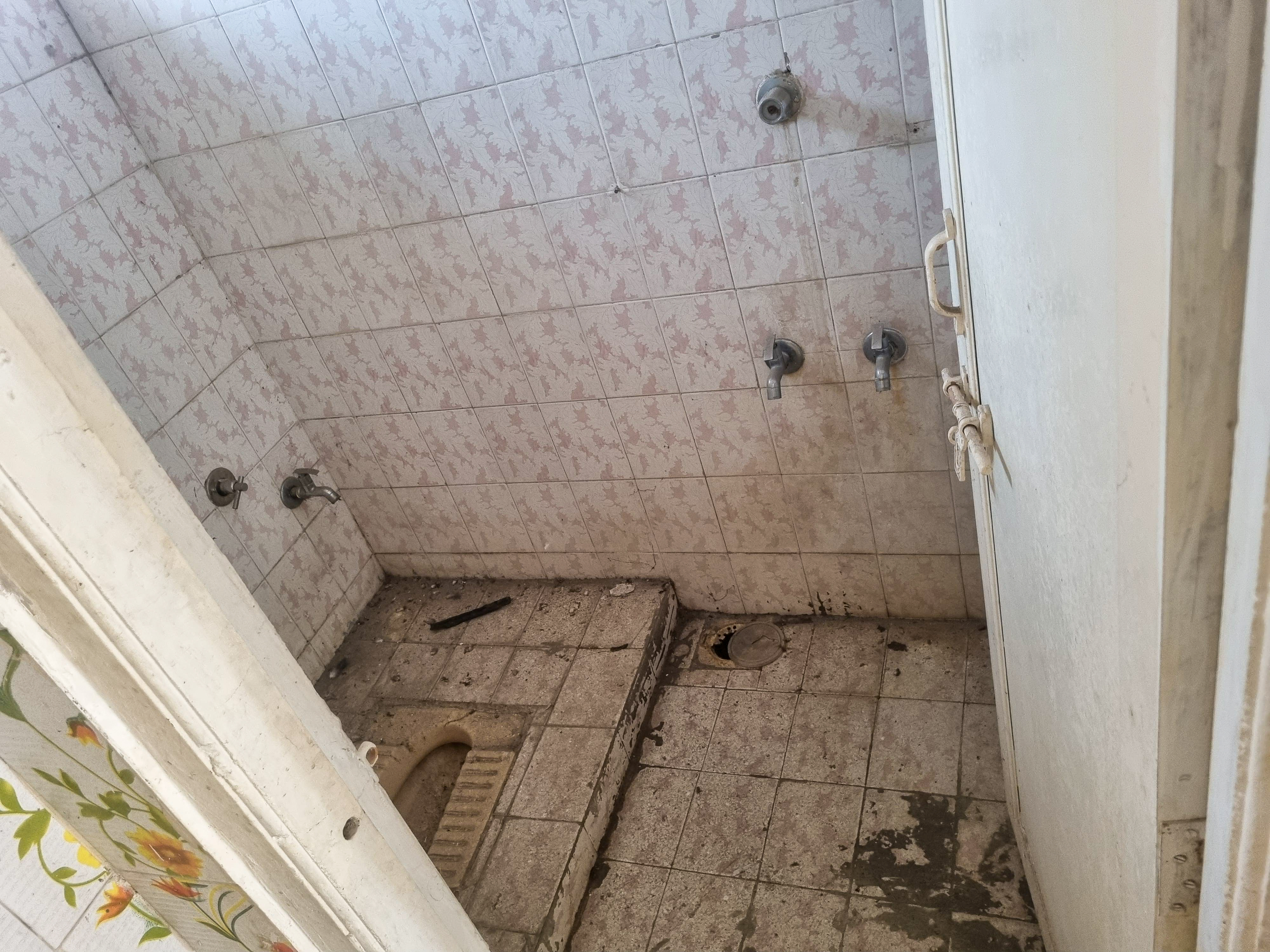 Flat for sale in Laxmiwadi Rajkot — photo 11