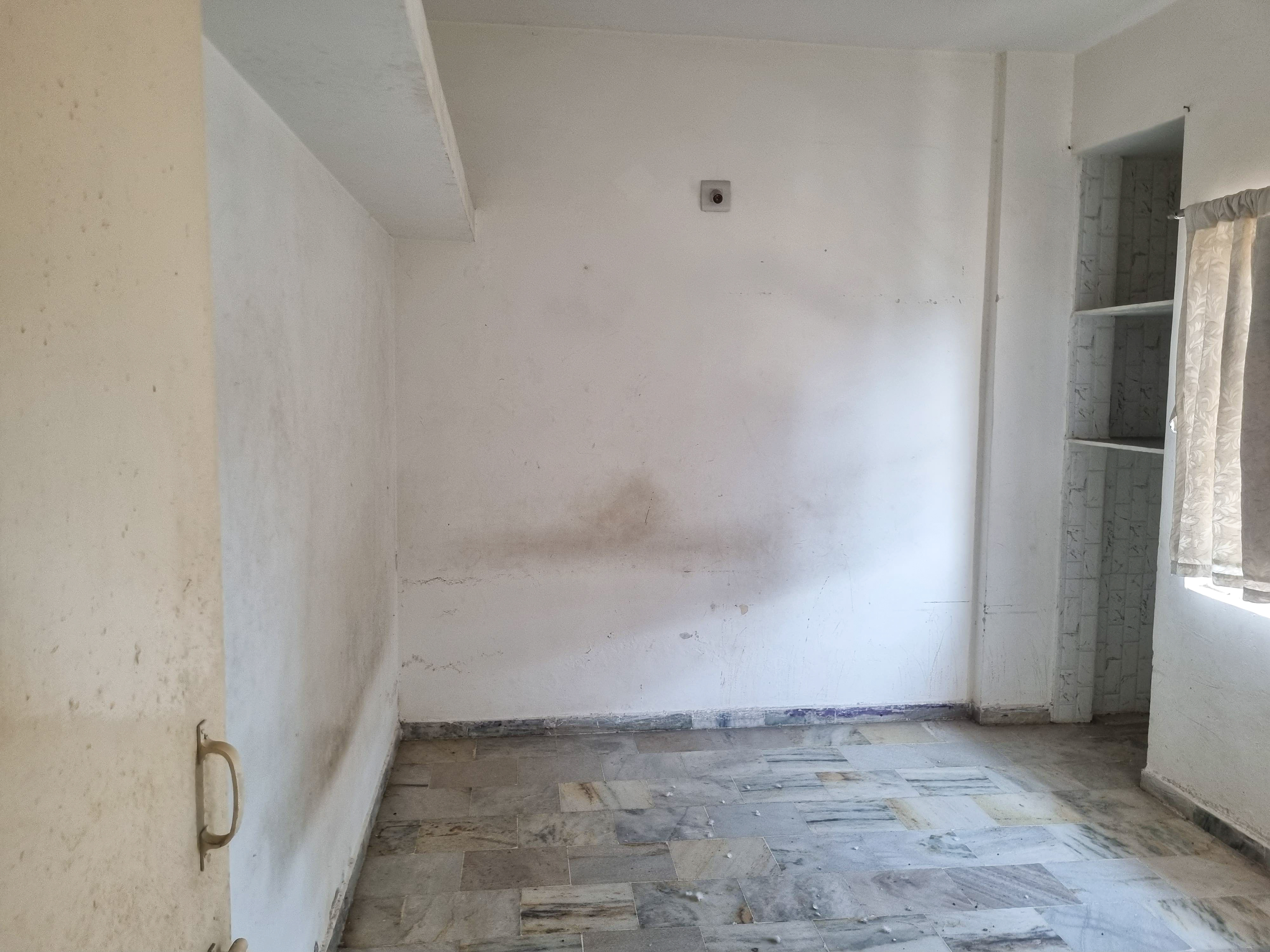 Flat for sale in Laxmiwadi Rajkot — photo 12