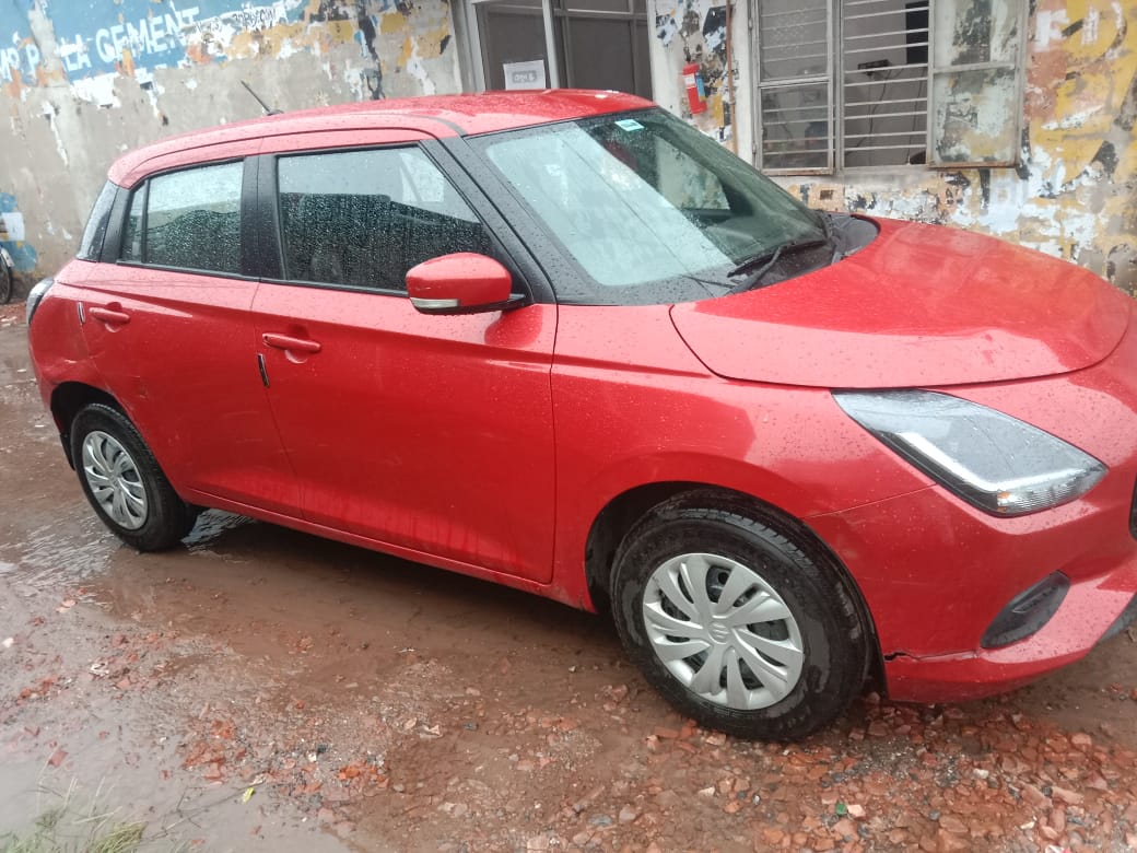 2024 Maruti Suzuki Swift VXi Hatchback 1 years for sale in BENGAL PARKING Koyra — photo 9