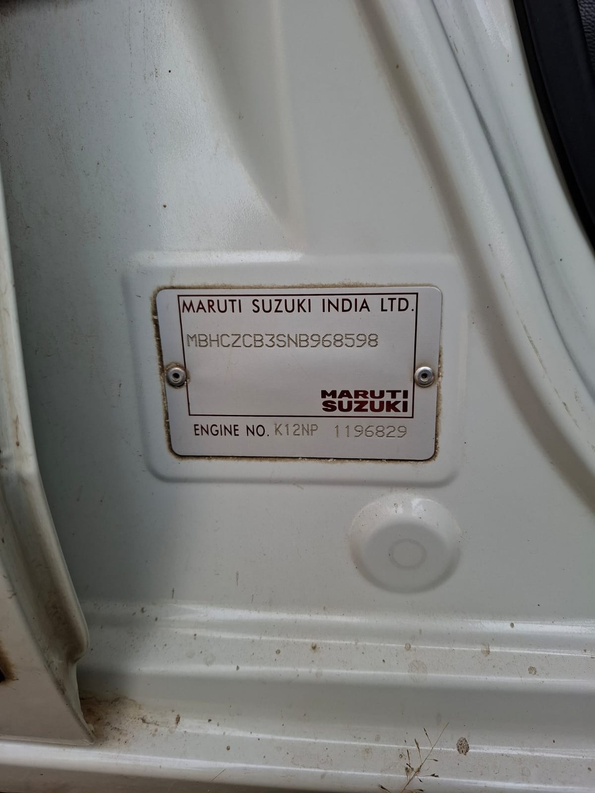 2022 Maruti Suzuki Swift VXi Hatchback 4 years for sale in BOI HMT GOWDOWN Bengaluru — photo 2