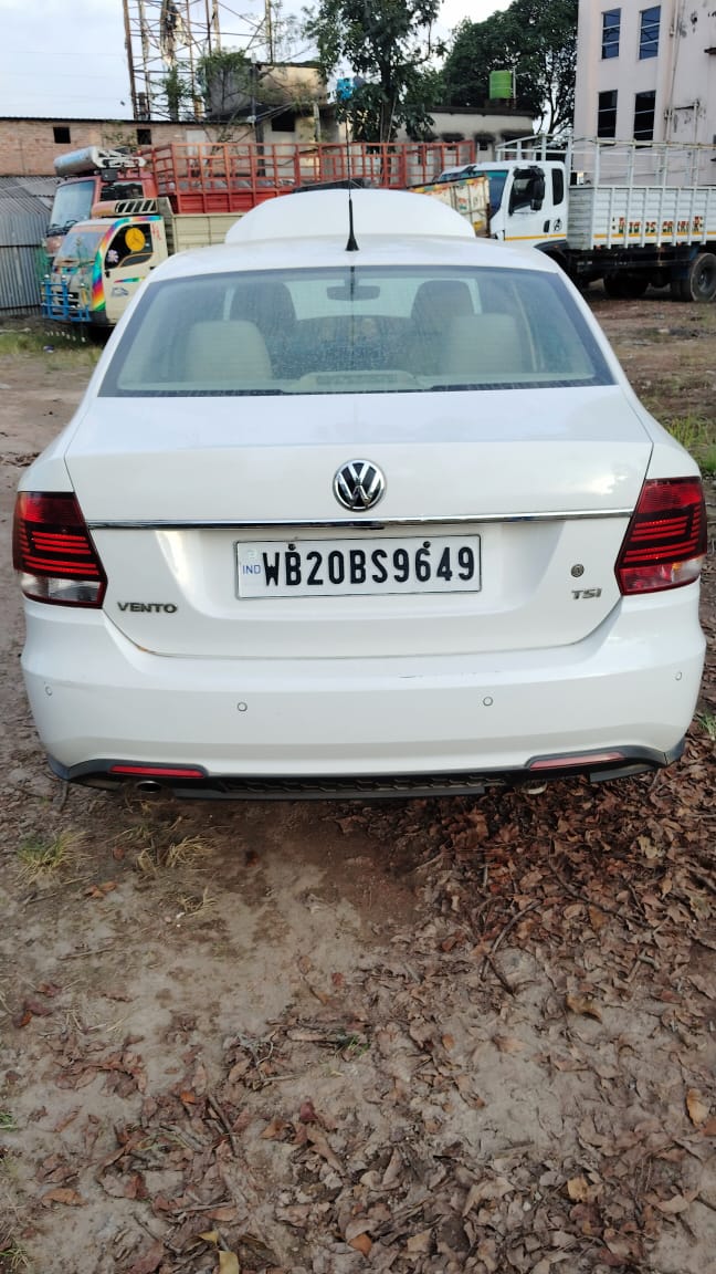2023 Volkswagen Vento Highline Plus Sedan 18000 km 3 years for sale in BENGAL PARKING Koyra — photo 1
