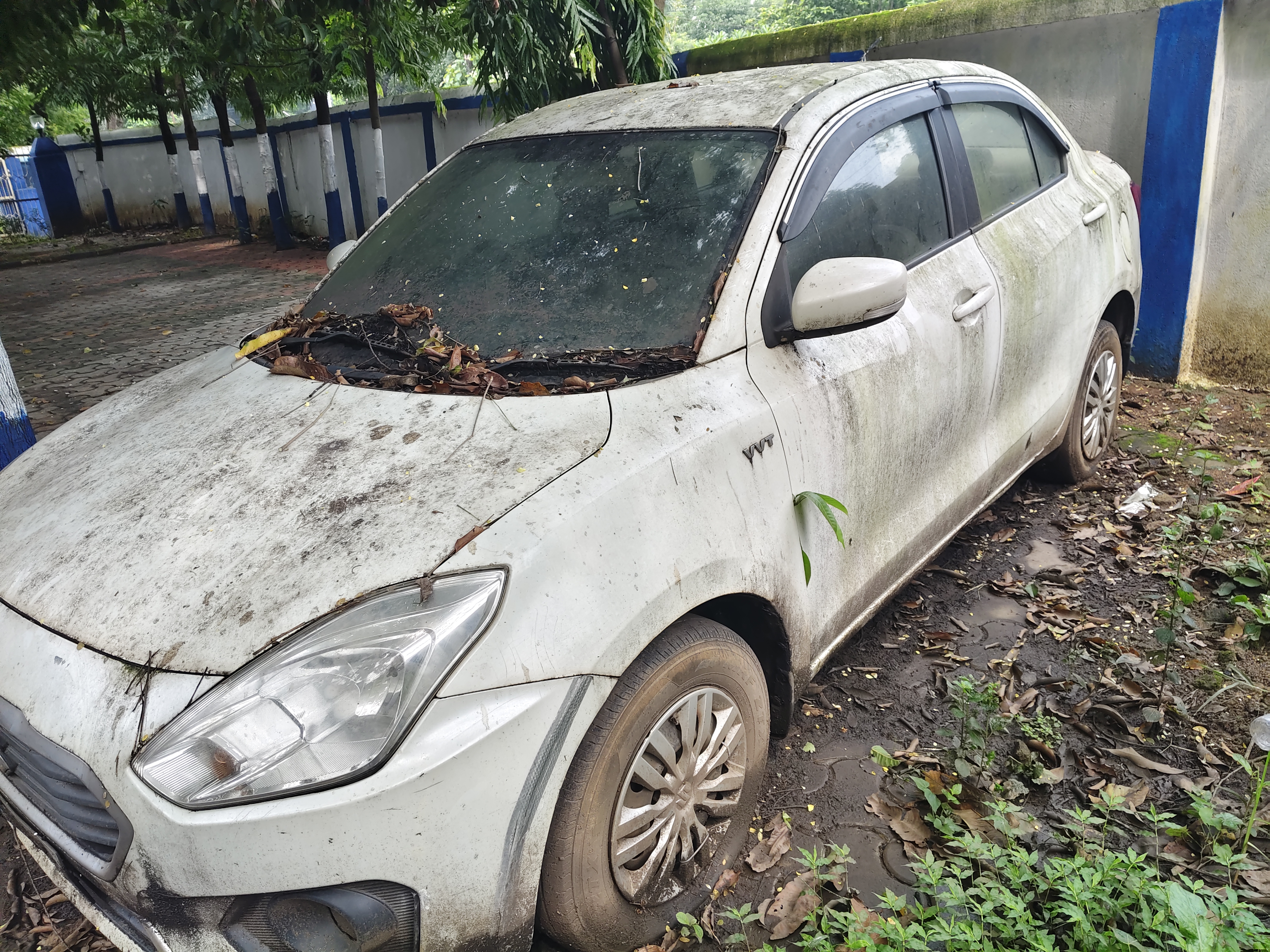 2018 Maruti Suzuki Dzire VXi Compact sedan 8 years for sale in SBI RASMECC ROURKELA Rourkela — photo 2