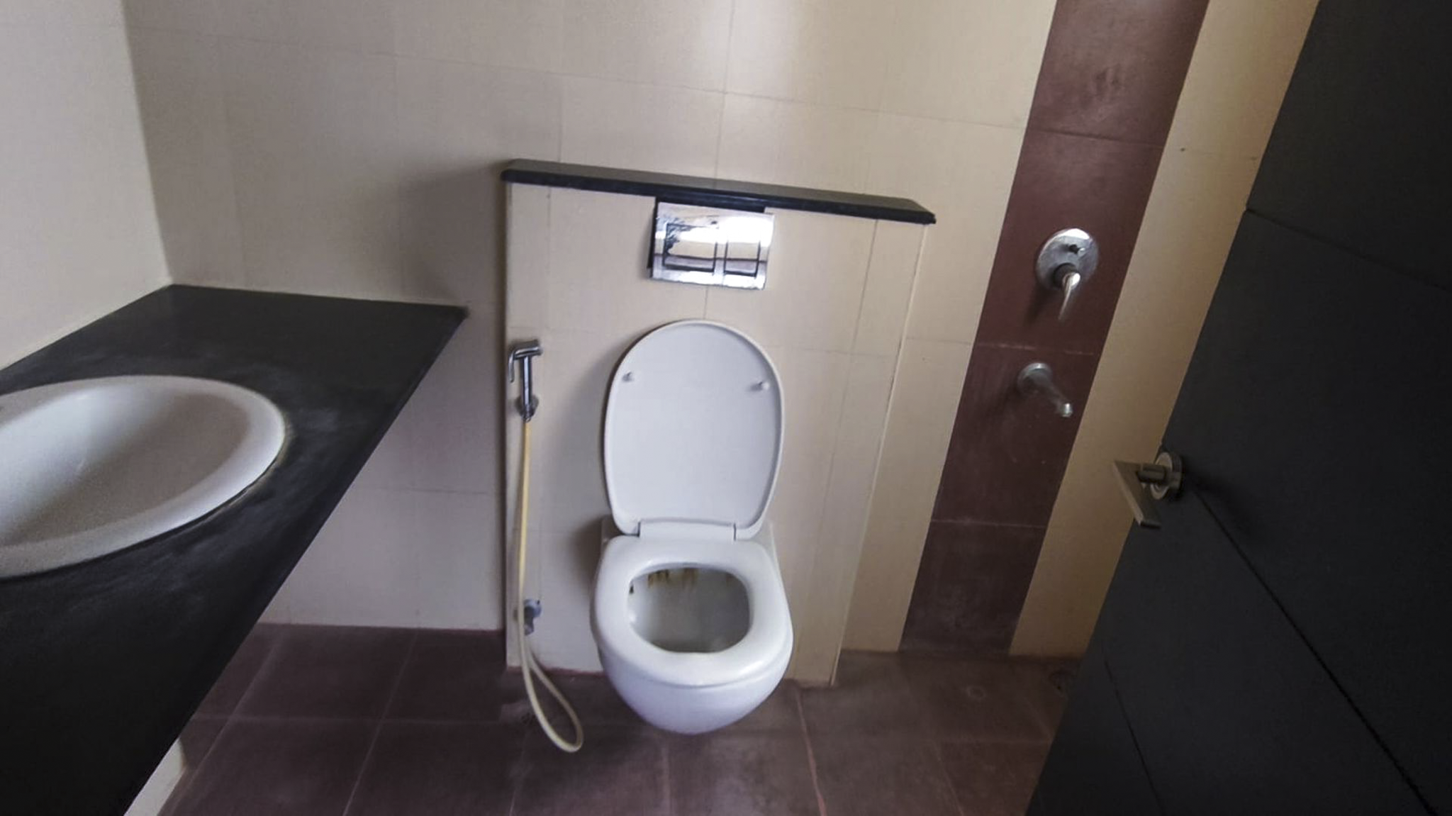 750.29 square feet Flat for sale in Bengaluru — photo 4