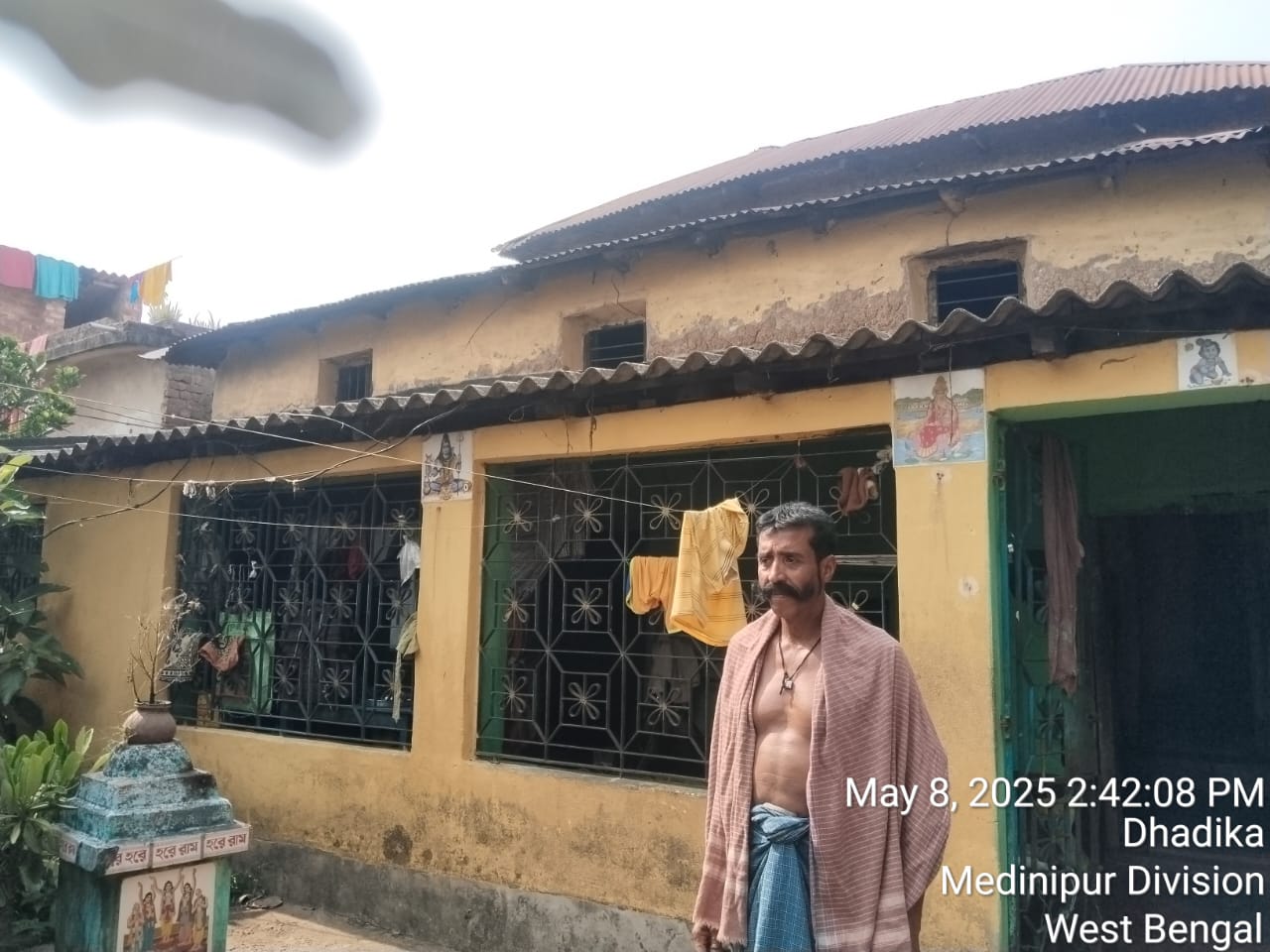 338 square feet Individual House for sale in VILL-DHADIKA UNDER DHADIKA GP PO-DHADIKA PS- GARBETA DIST- PASCHIM MEDINIPUR WEST BENGAL PIN- 721127 Garbeta