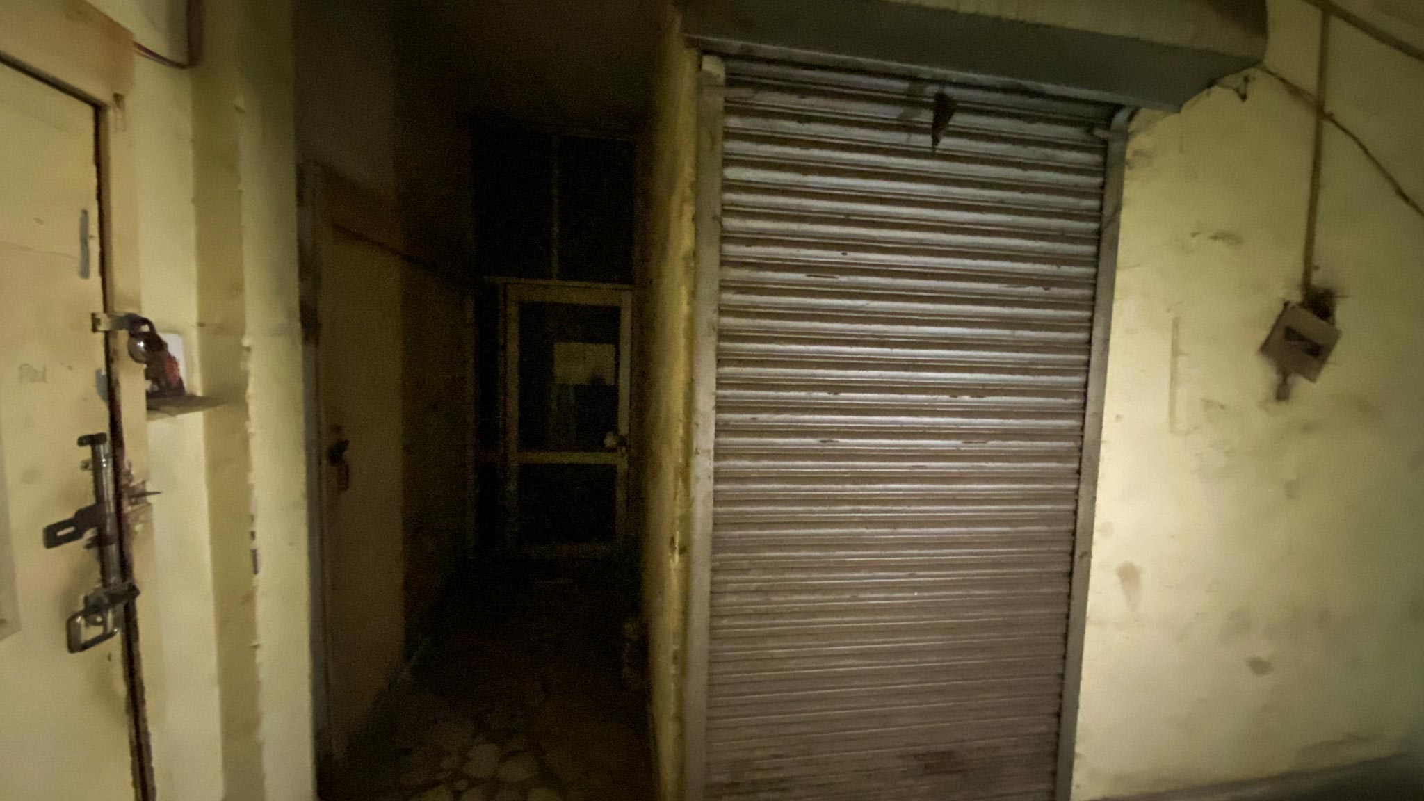 2 BHK Shops for sale in JK PETROCHEMICALS, Mansarovar Garden New Delhi — photo 1