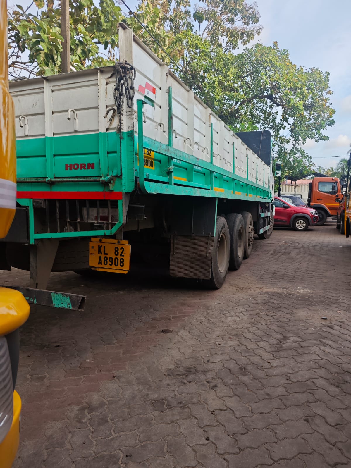 Mahindra Blazo 35 AC OBD2 for sale in Kollam — photo 4
