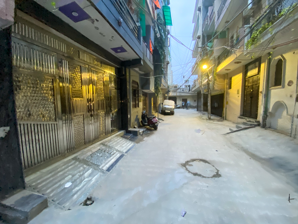 Flat for sale in New Delhi — photo 1