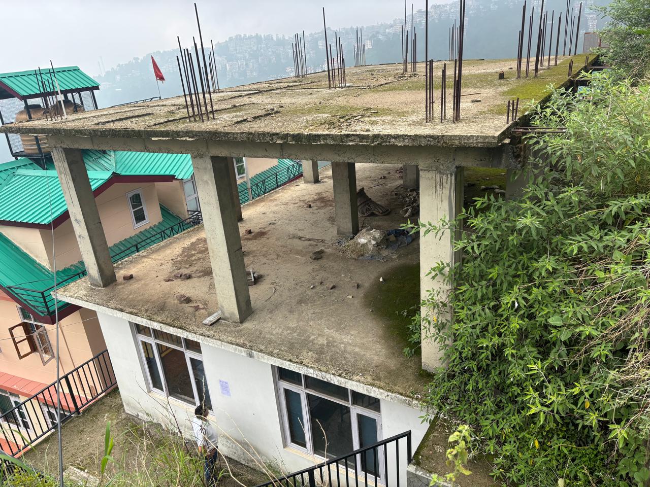 247.44 square meter Individual House for sale in lower panthagati pratap nagar Shimla — photo 1